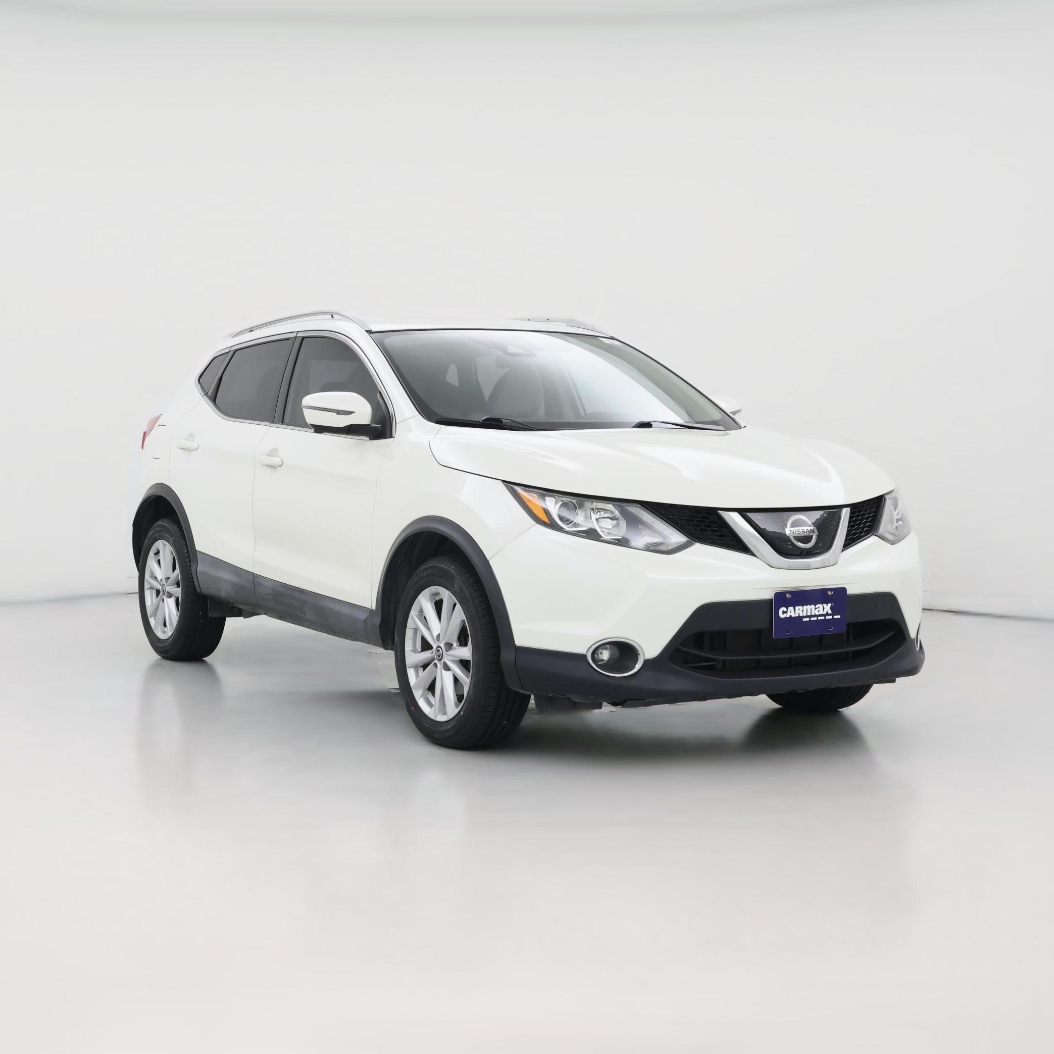 Thumbnail: 2019 Nissan Rogue Sport - 1