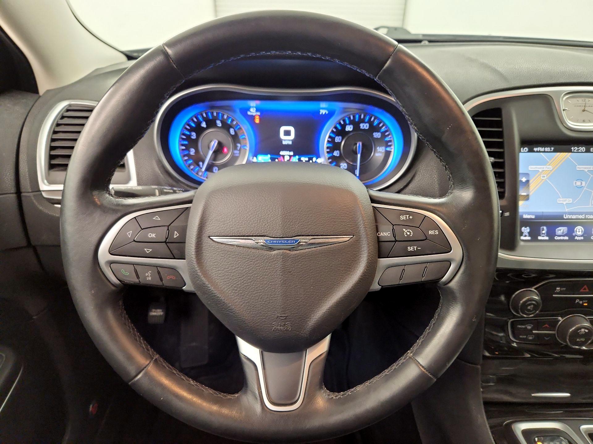 Thumbnail: 2015 Chrysler 300 - 10