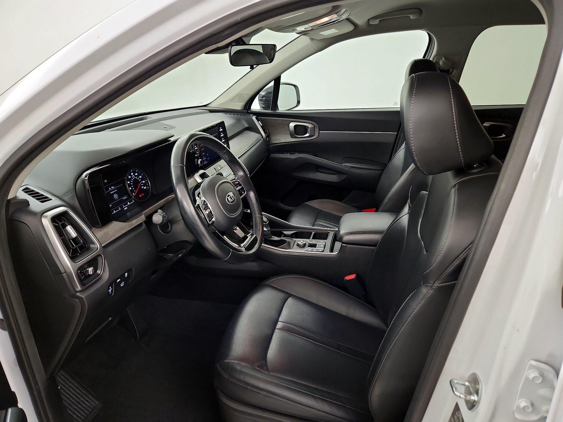 Thumbnail: 2021 Kia Sorento - 11