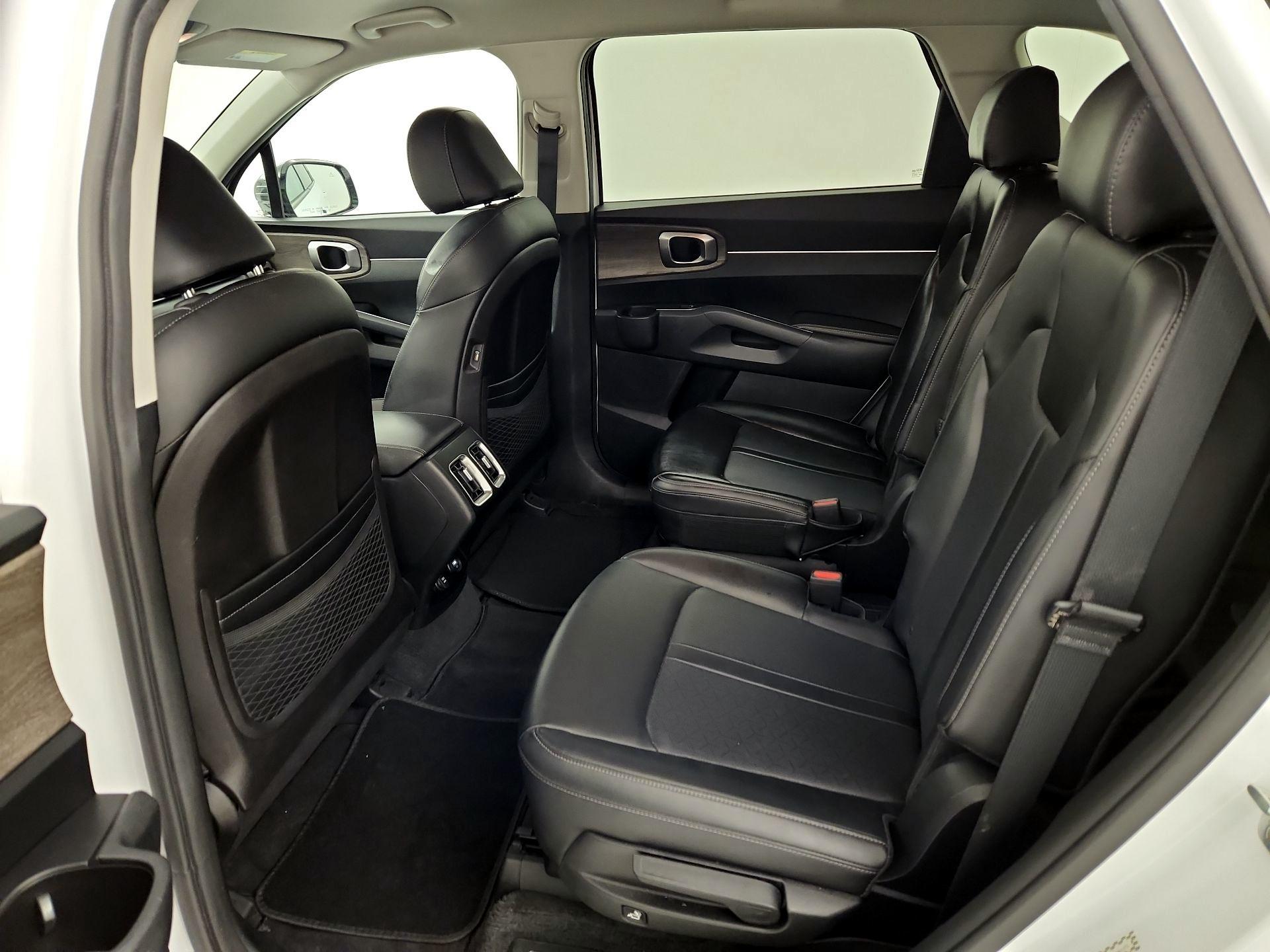 Thumbnail: 2021 Kia Sorento - 19