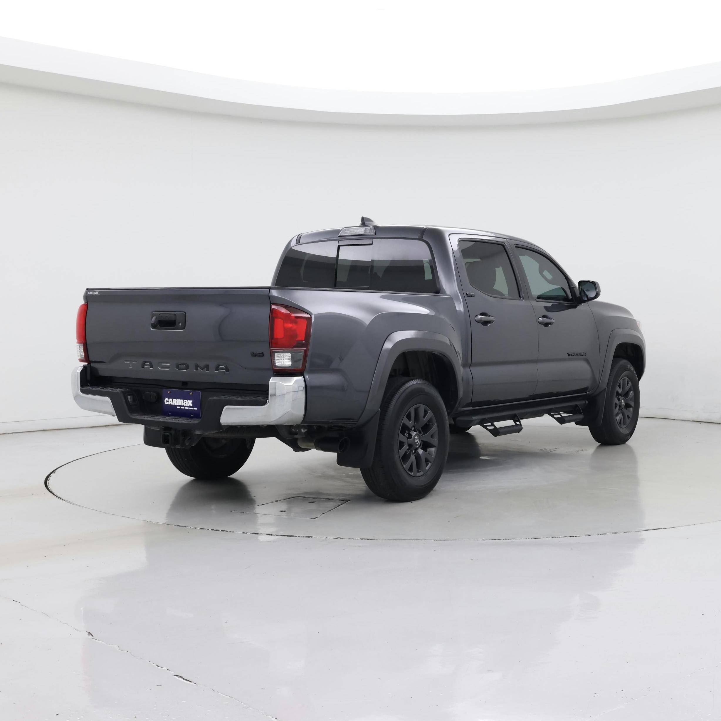 Thumbnail: 2022 Toyota Tacoma - 8