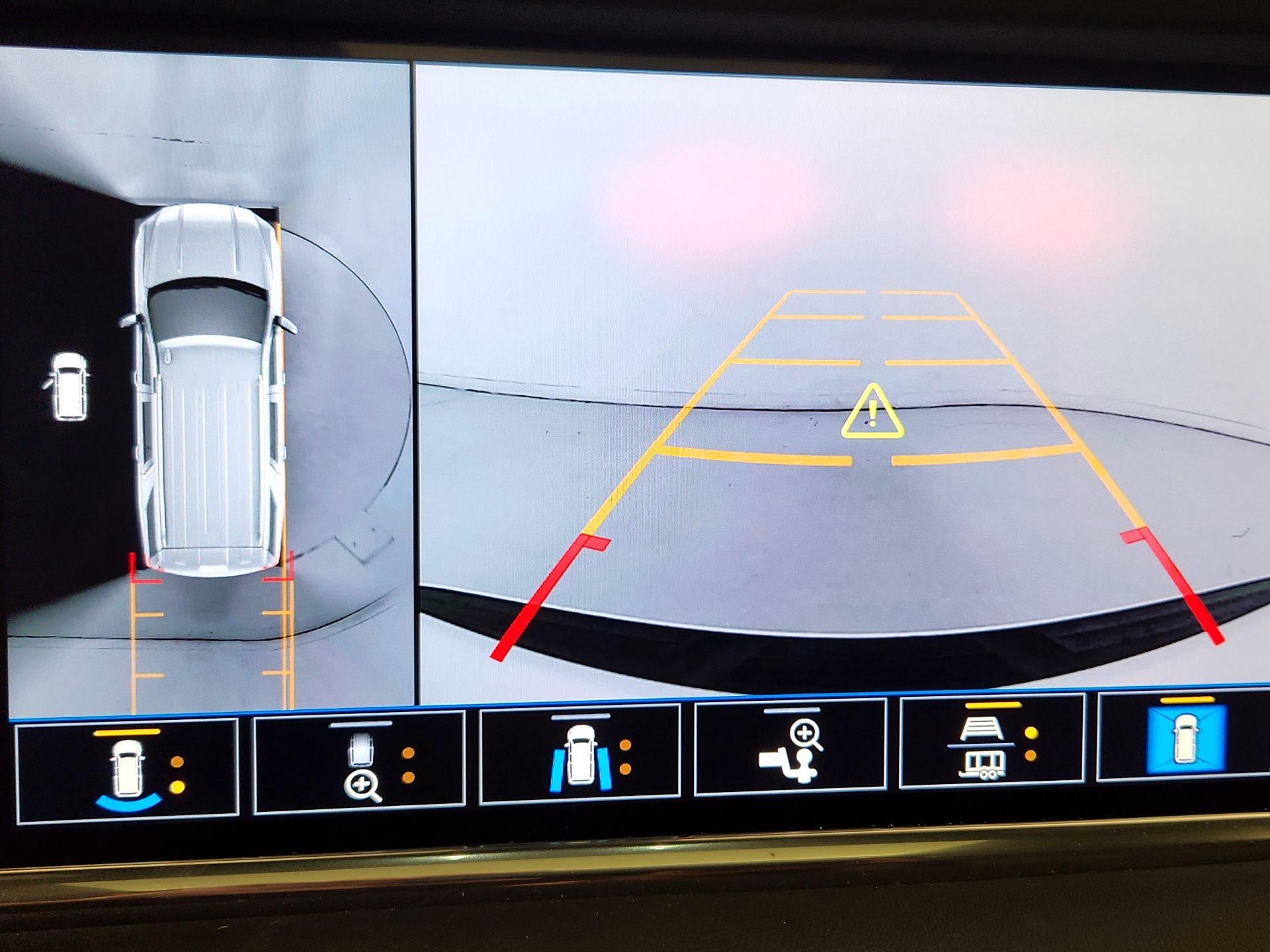 Thumbnail: 2021 GMC Yukon - 15