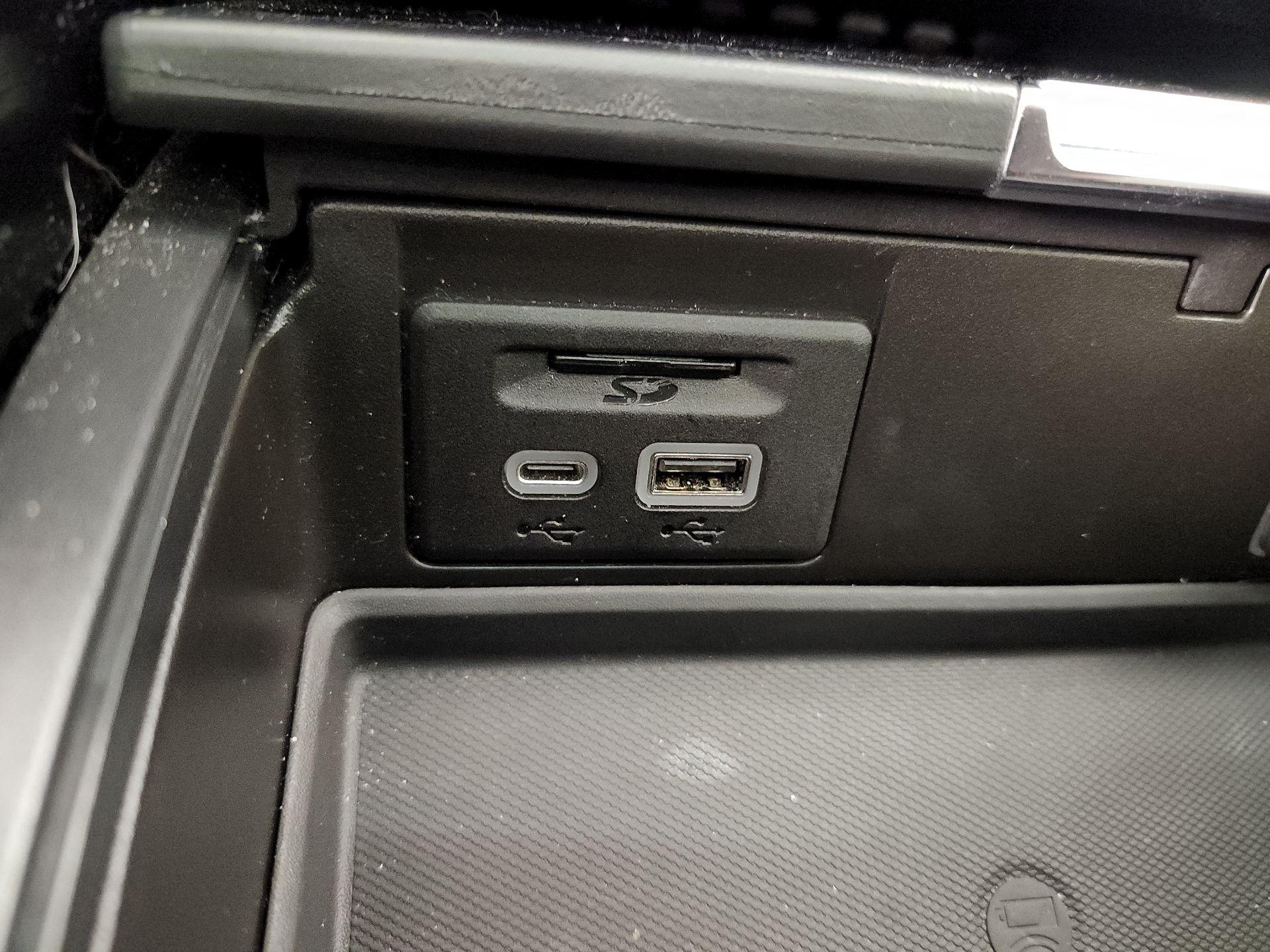 Thumbnail: 2021 GMC Yukon - 19