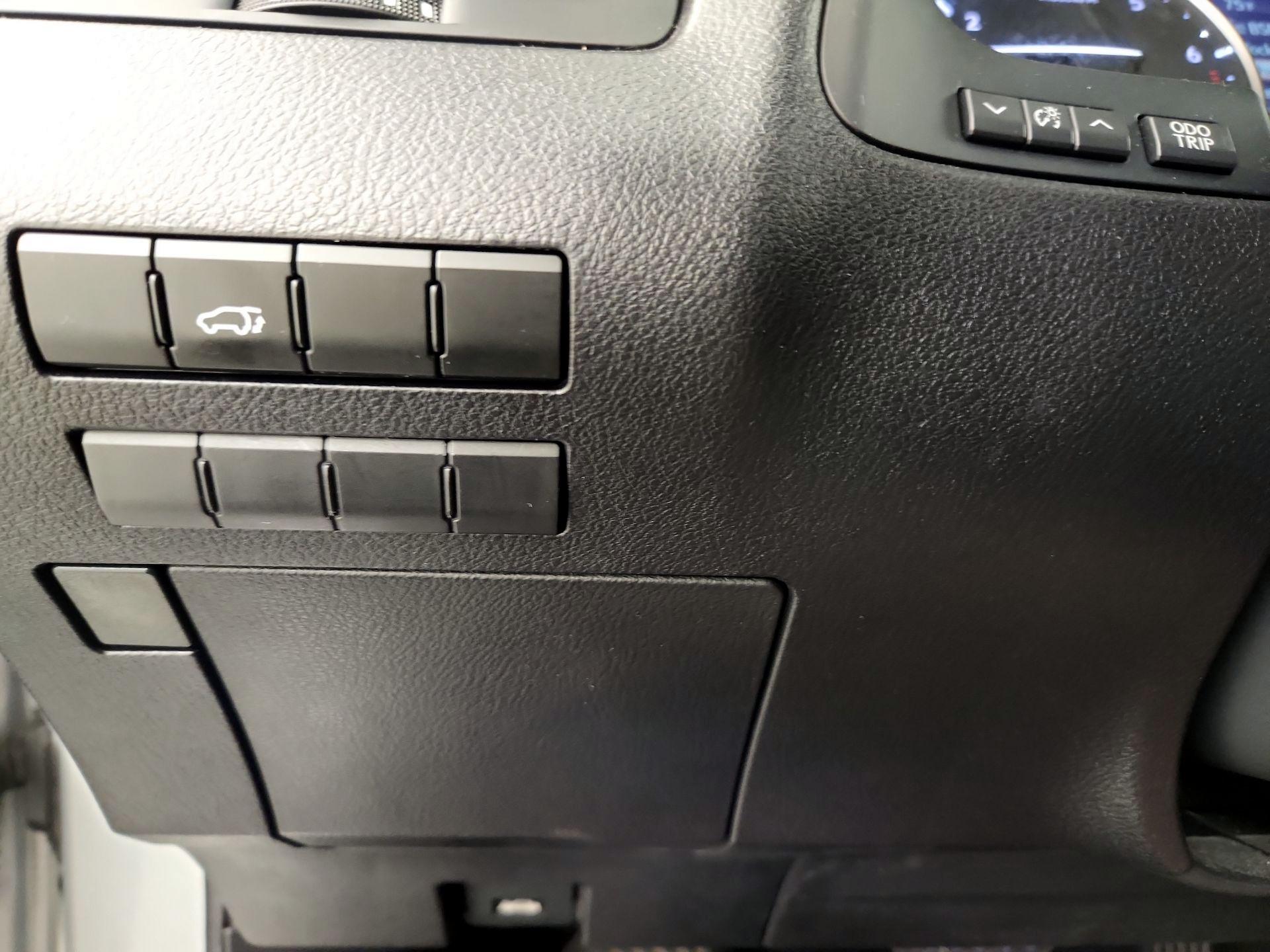 Thumbnail: 2016 Lexus RX - 13