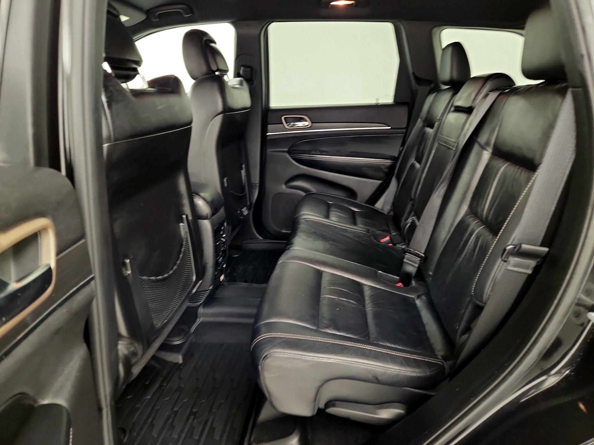 Thumbnail: 2015 Jeep Grand Cherokee - 20