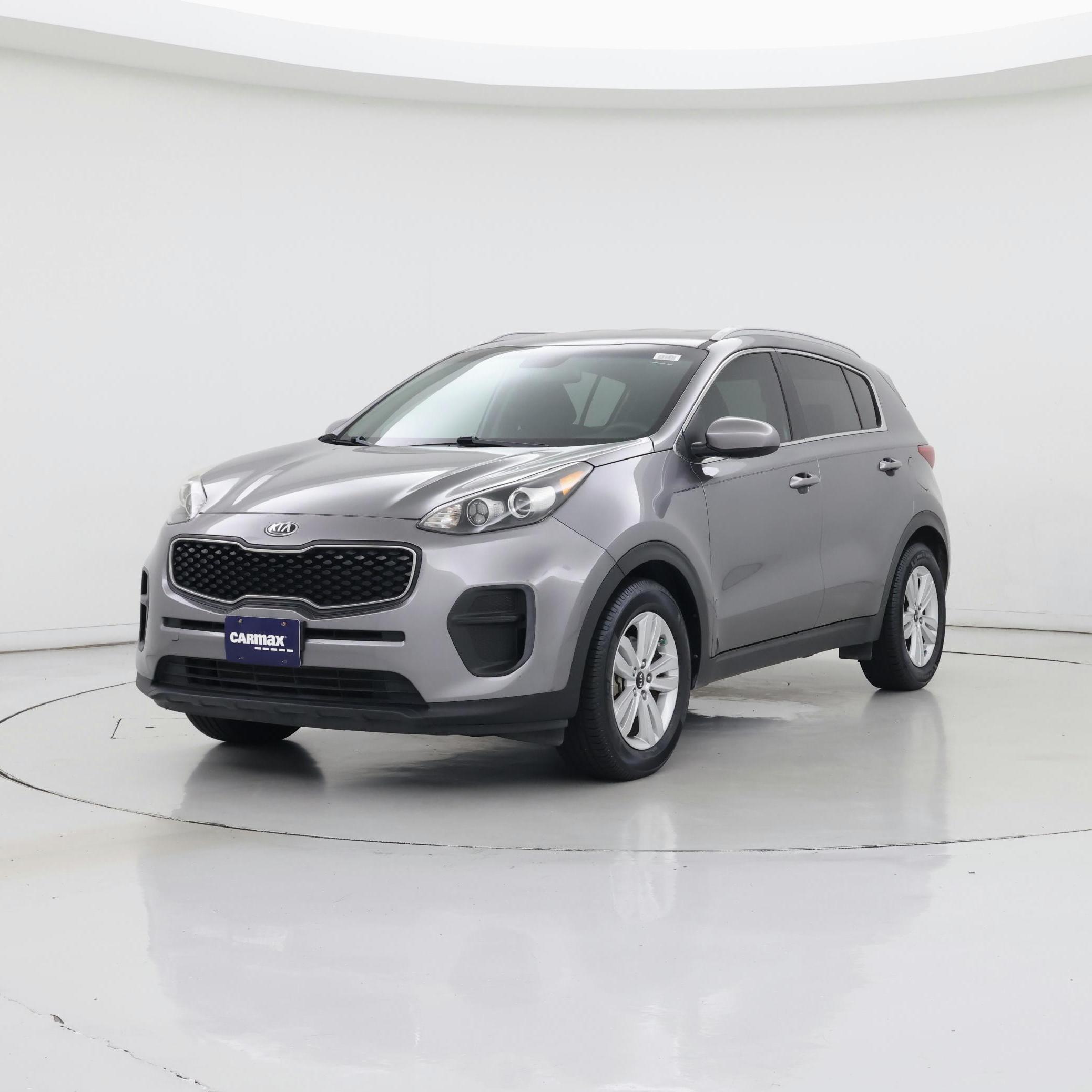 Thumbnail: 2017 Kia Sportage - 4