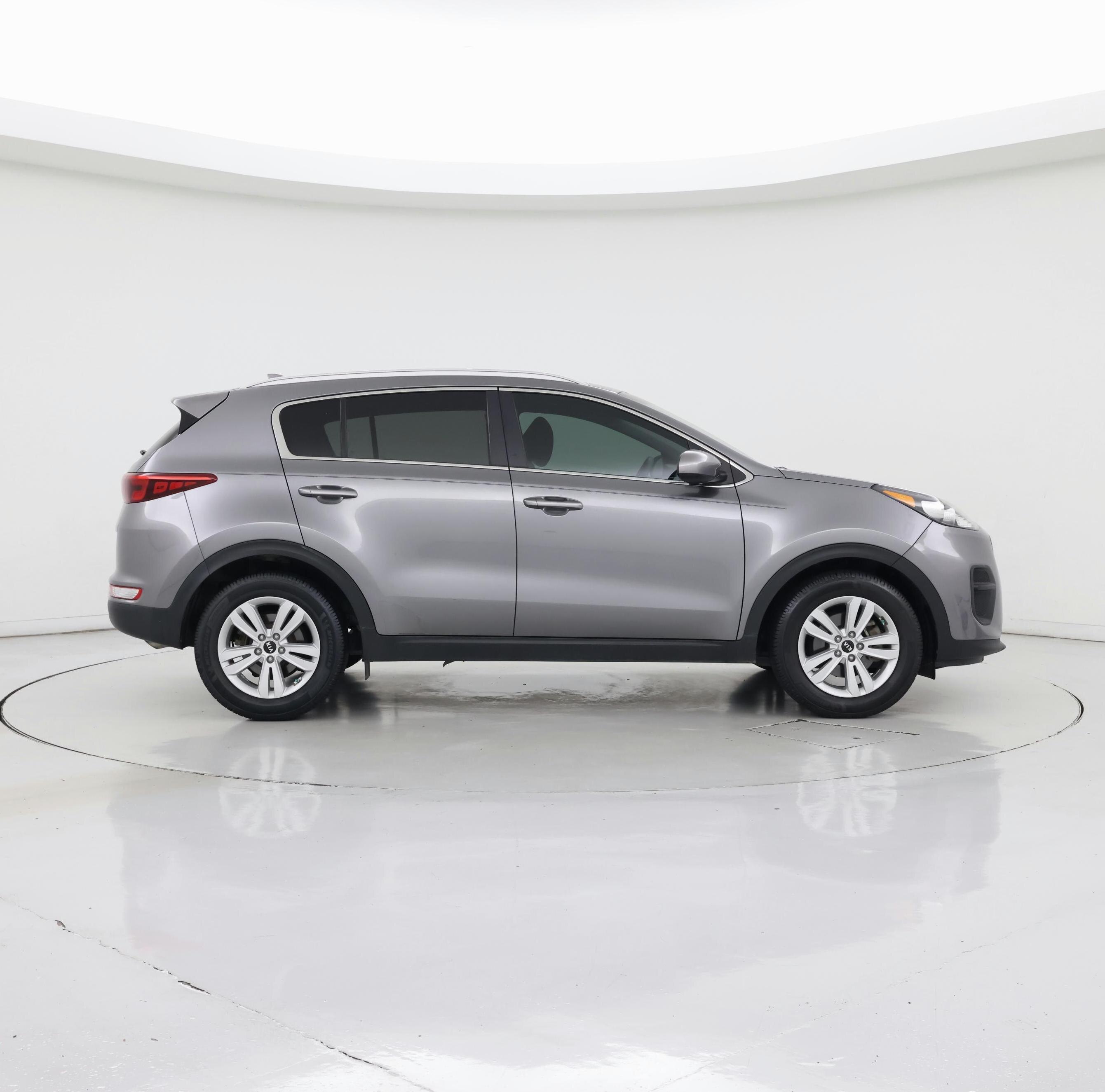 Thumbnail: 2017 Kia Sportage - 7