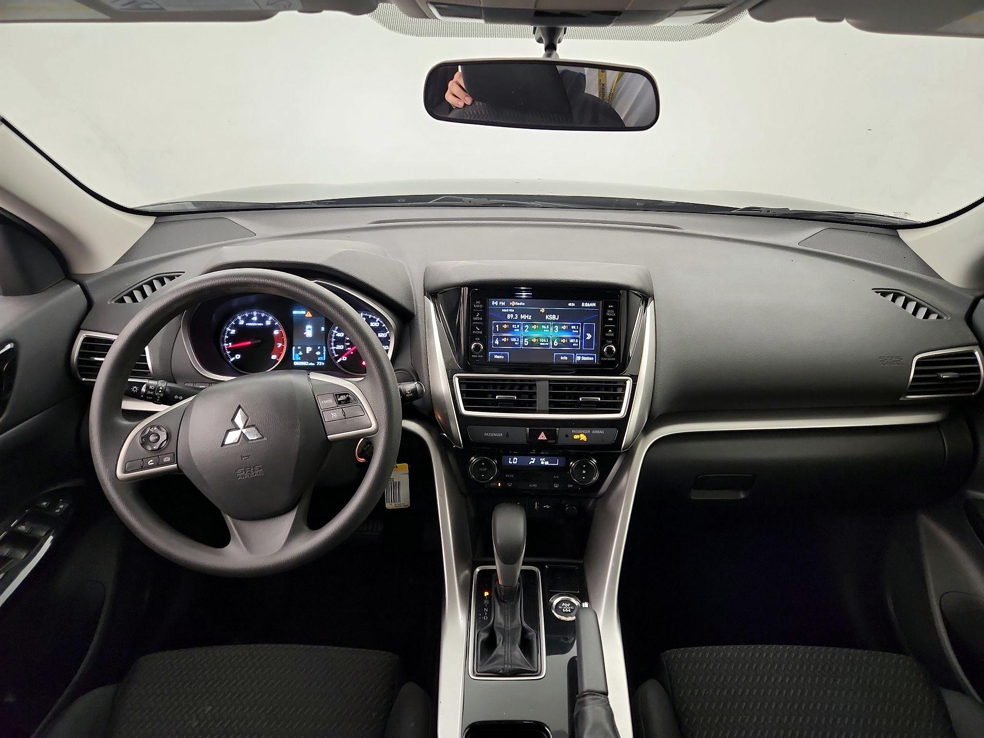 Thumbnail: 2018 Mitsubishi Eclipse Cross - 9