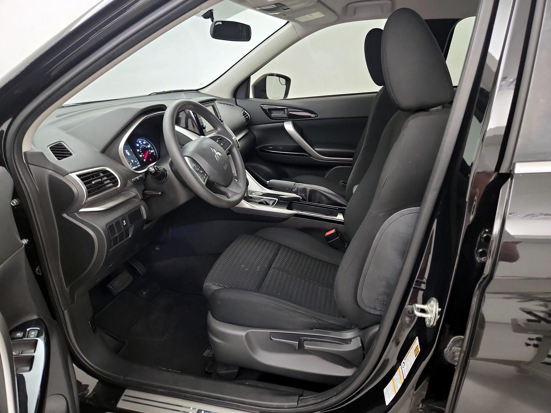 Thumbnail: 2018 Mitsubishi Eclipse Cross - 11