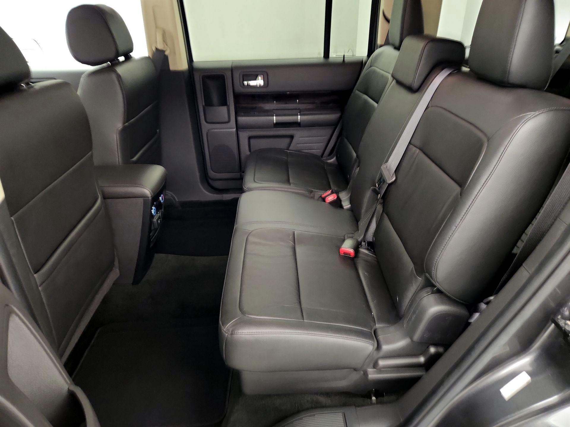 Thumbnail: 2015 Ford Flex - 19