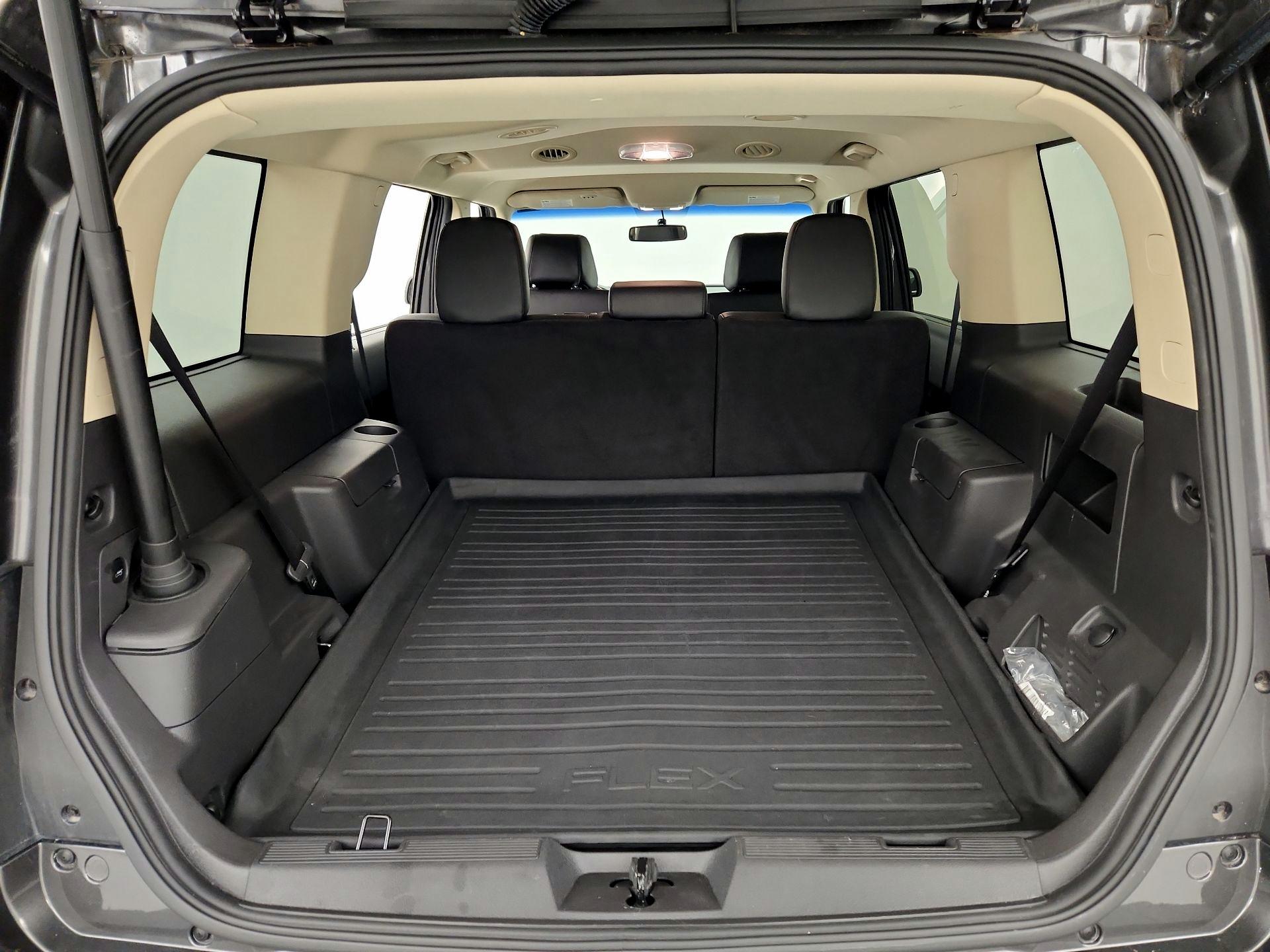 Thumbnail: 2015 Ford Flex - 20