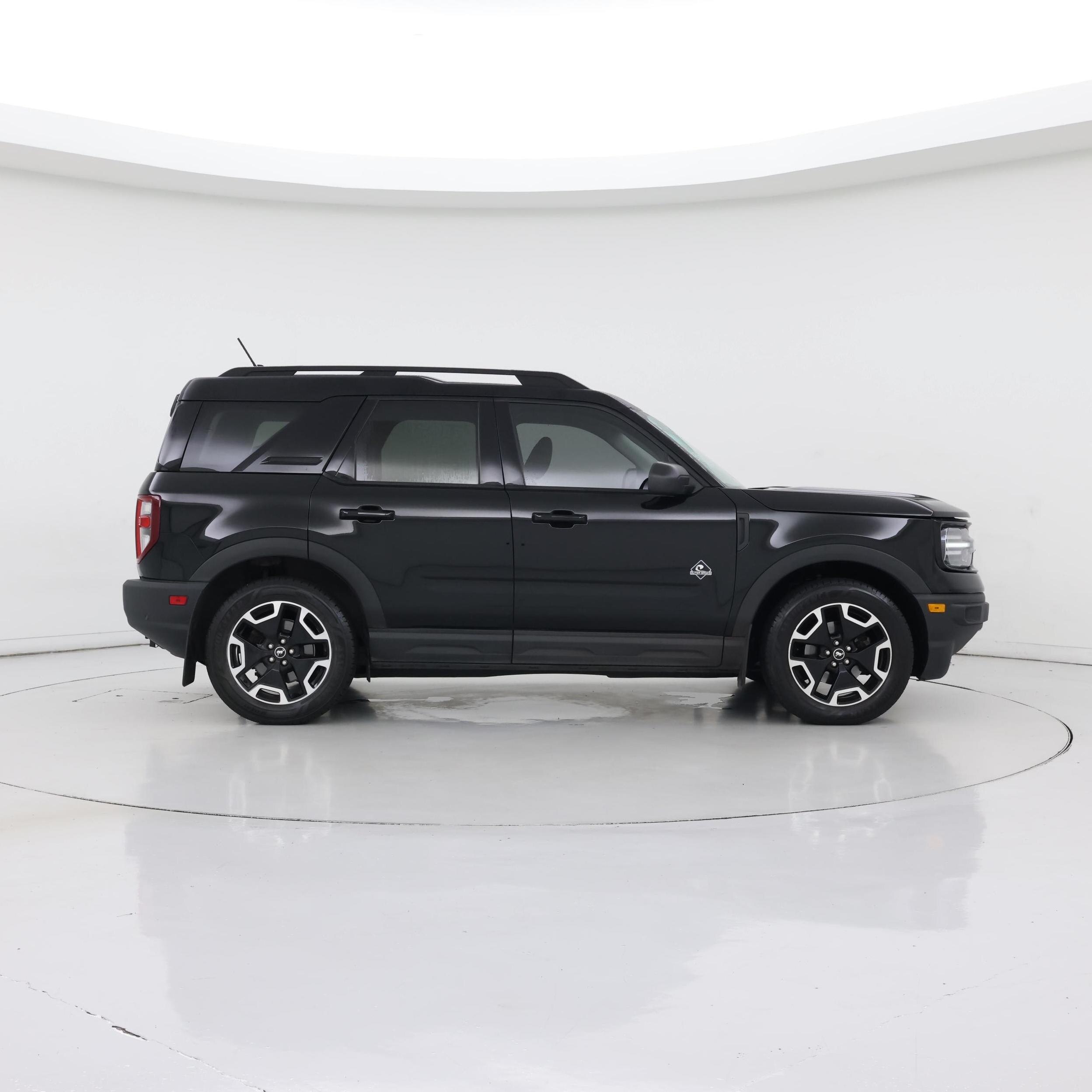 Thumbnail: 2021 Ford Bronco Sport - 7