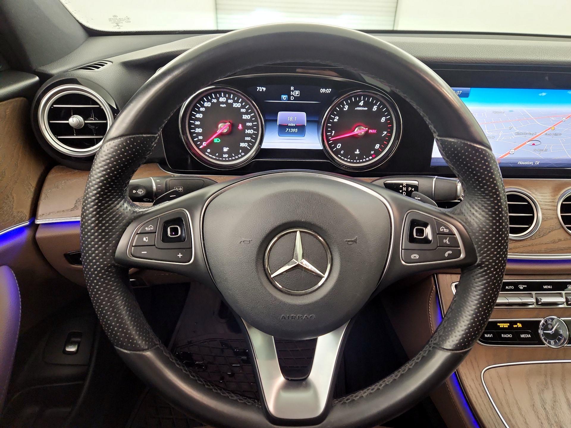 Thumbnail: 2018 Mercedes-Benz E-Class - 10