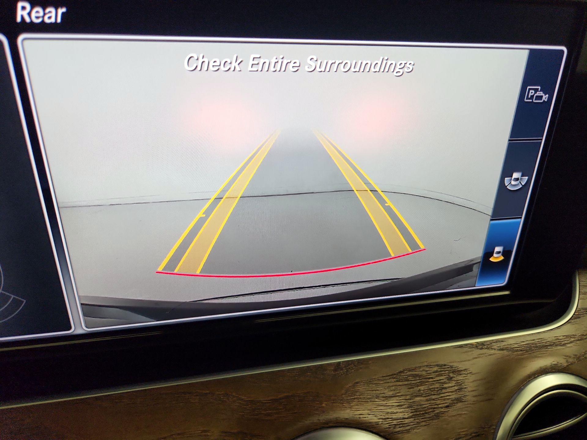 Thumbnail: 2018 Mercedes-Benz E-Class - 15