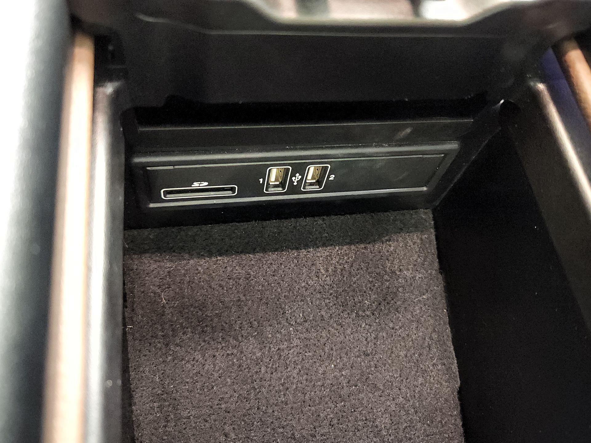 Thumbnail: 2018 Mercedes-Benz E-Class - 19