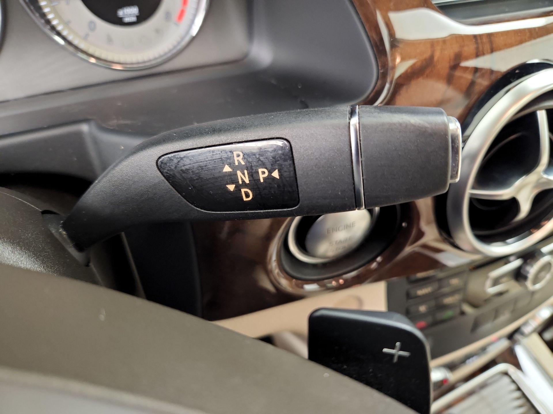 Thumbnail: 2015 Mercedes-Benz GLK - 18