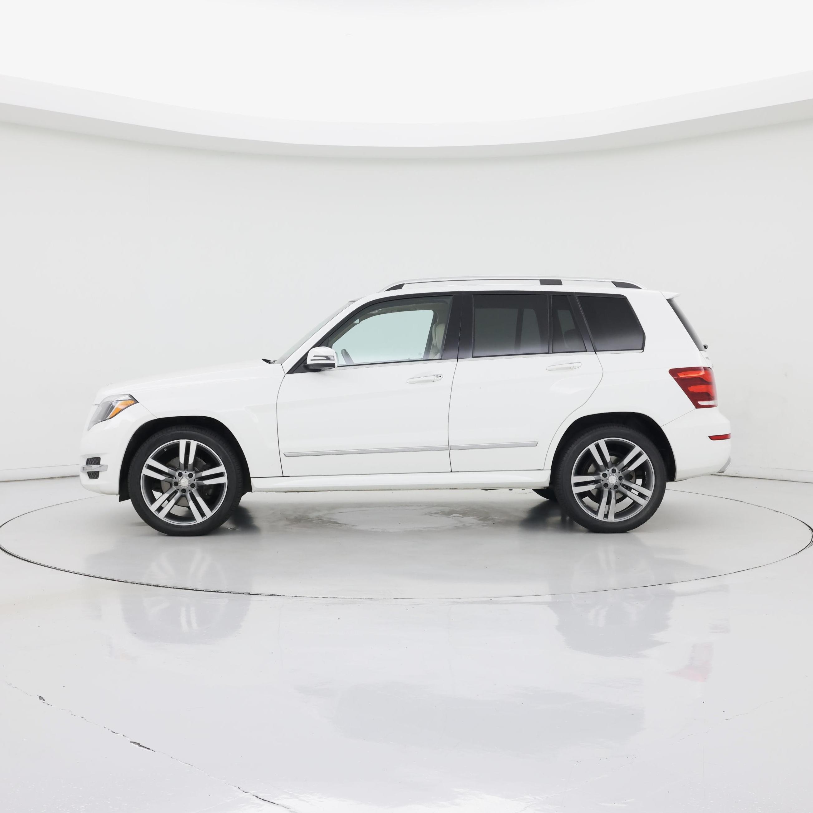 Thumbnail: 2015 Mercedes-Benz GLK - 3