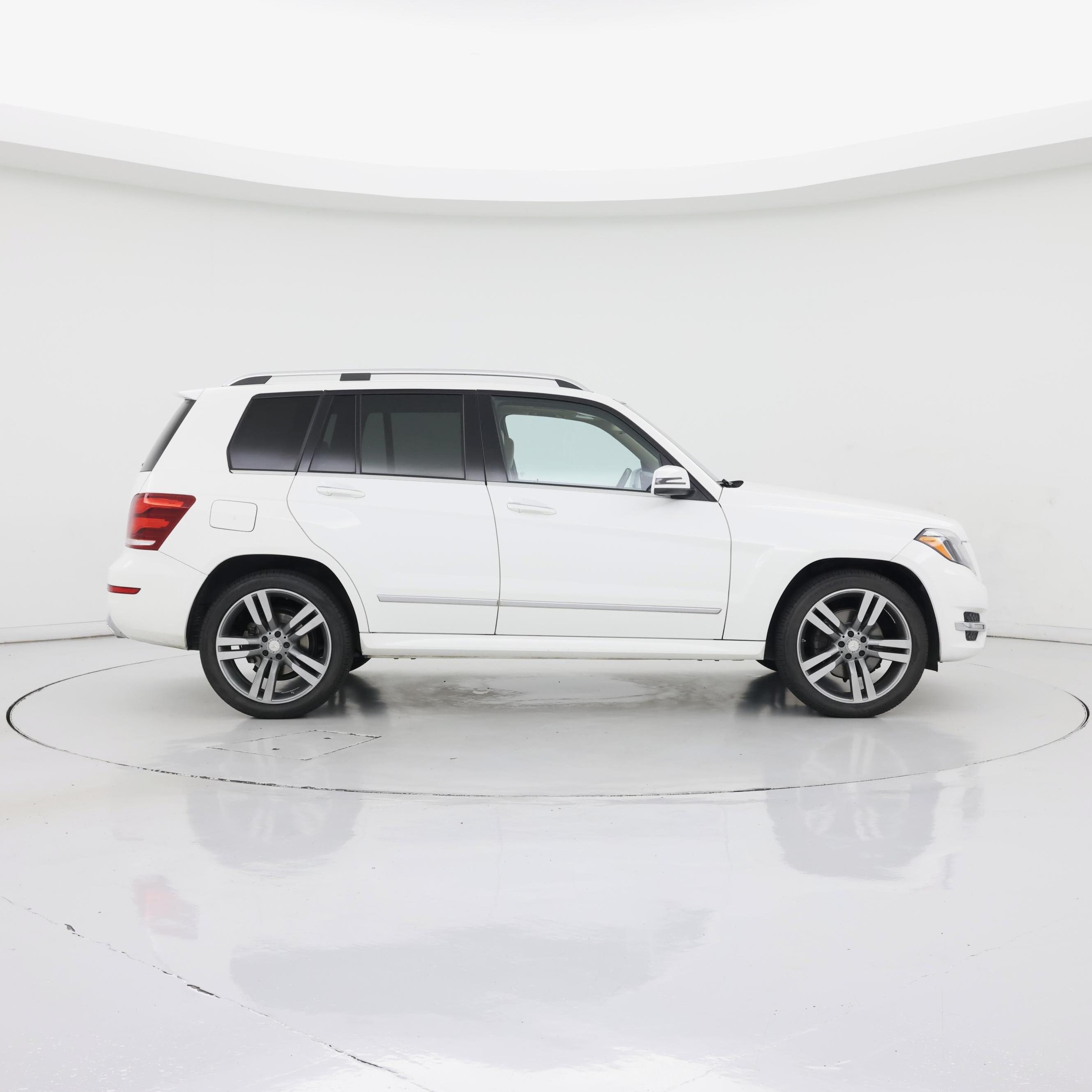 Thumbnail: 2015 Mercedes-Benz GLK - 7