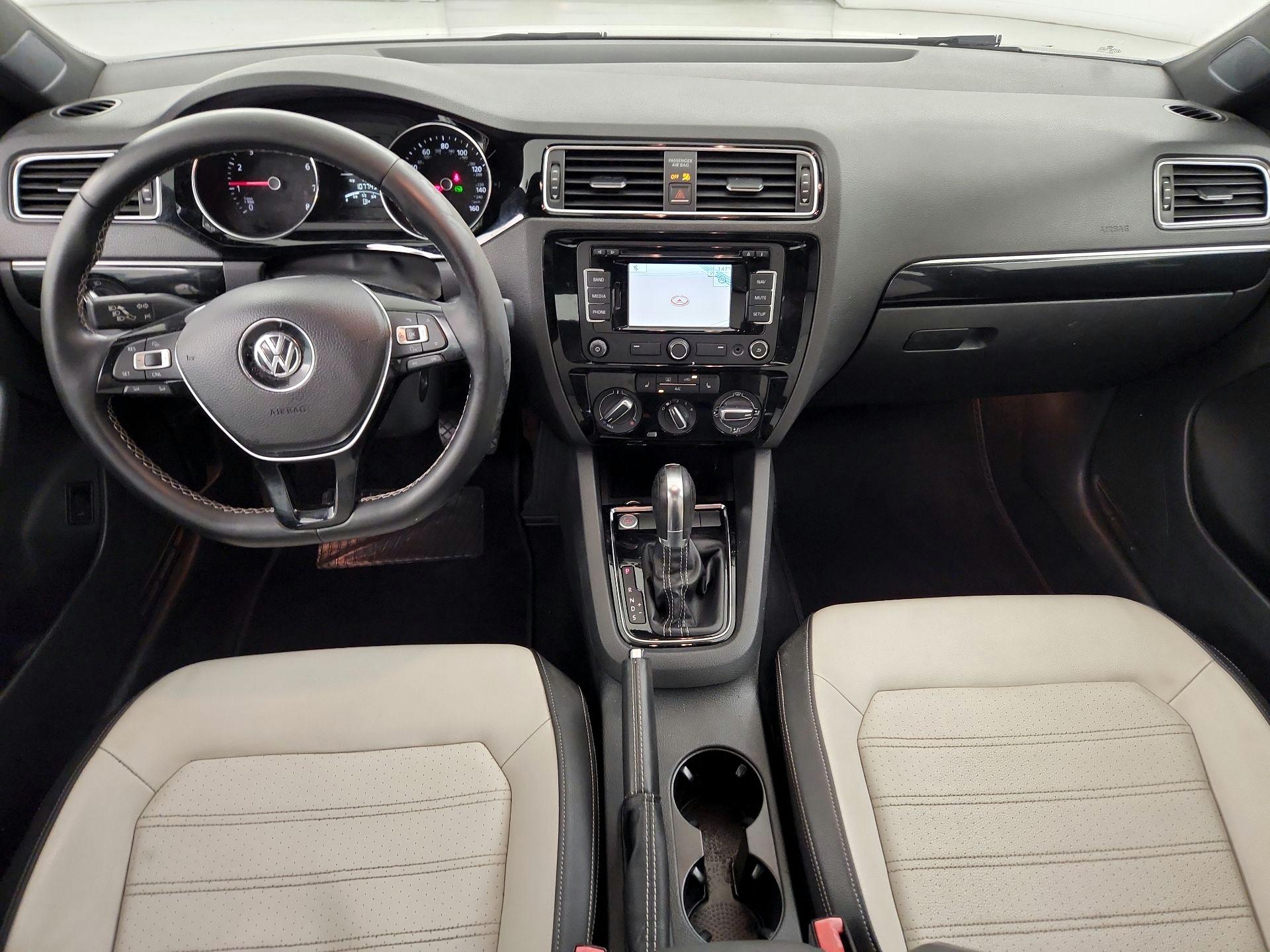 Thumbnail: 2015 Volkswagen Jetta - 9