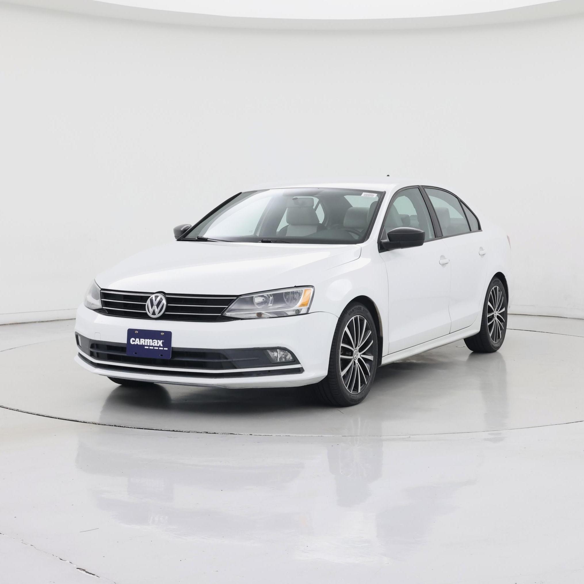 Thumbnail: 2015 Volkswagen Jetta - 4