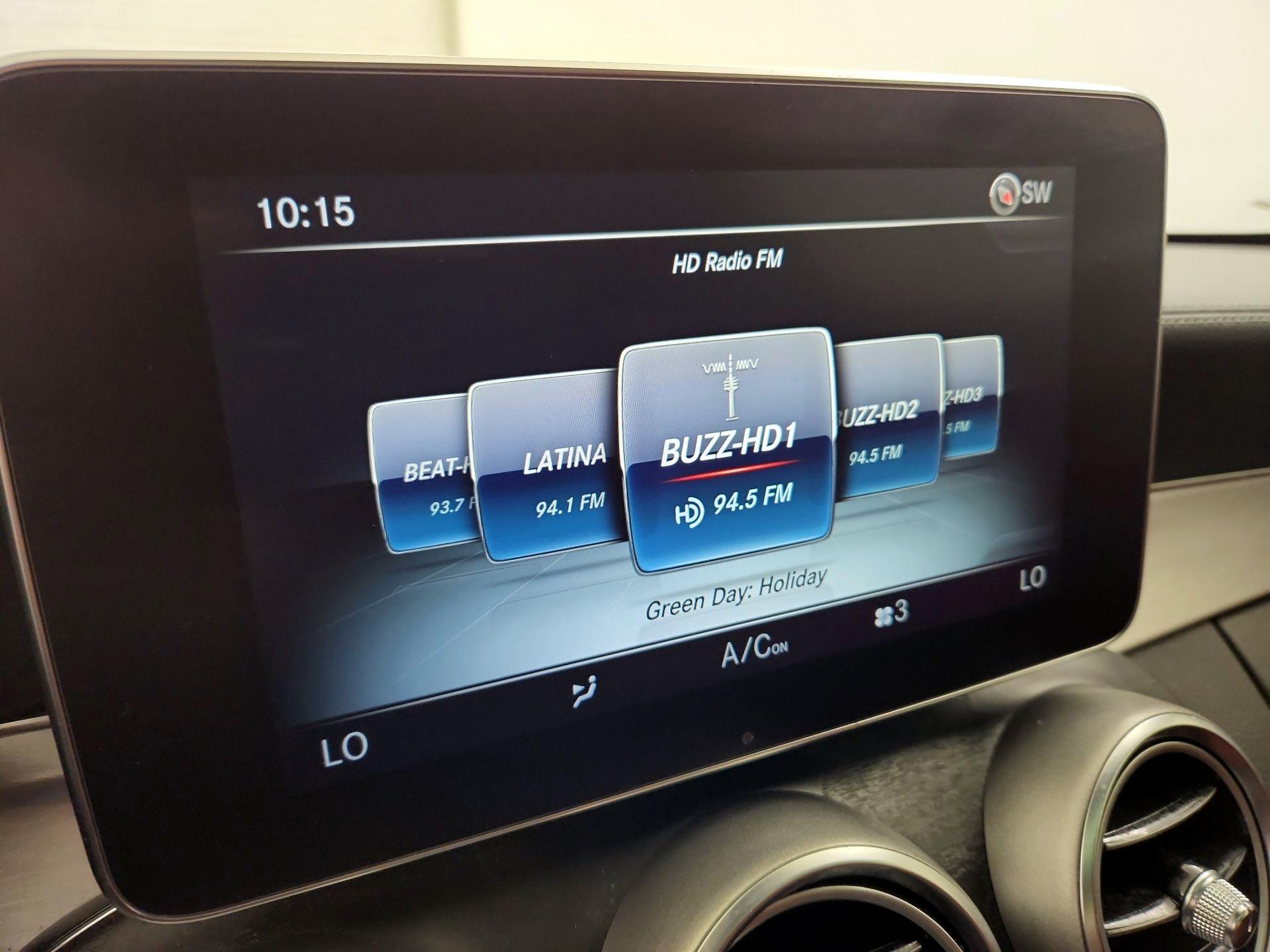 Thumbnail: 2017 Mercedes-Benz C-Class - 16