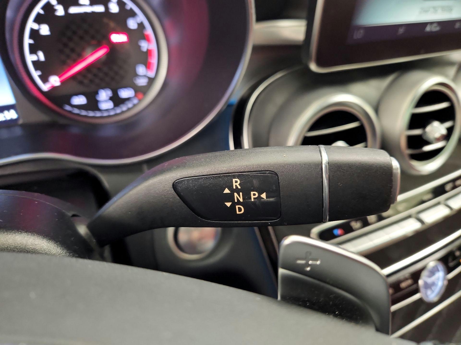 Thumbnail: 2017 Mercedes-Benz C-Class - 18