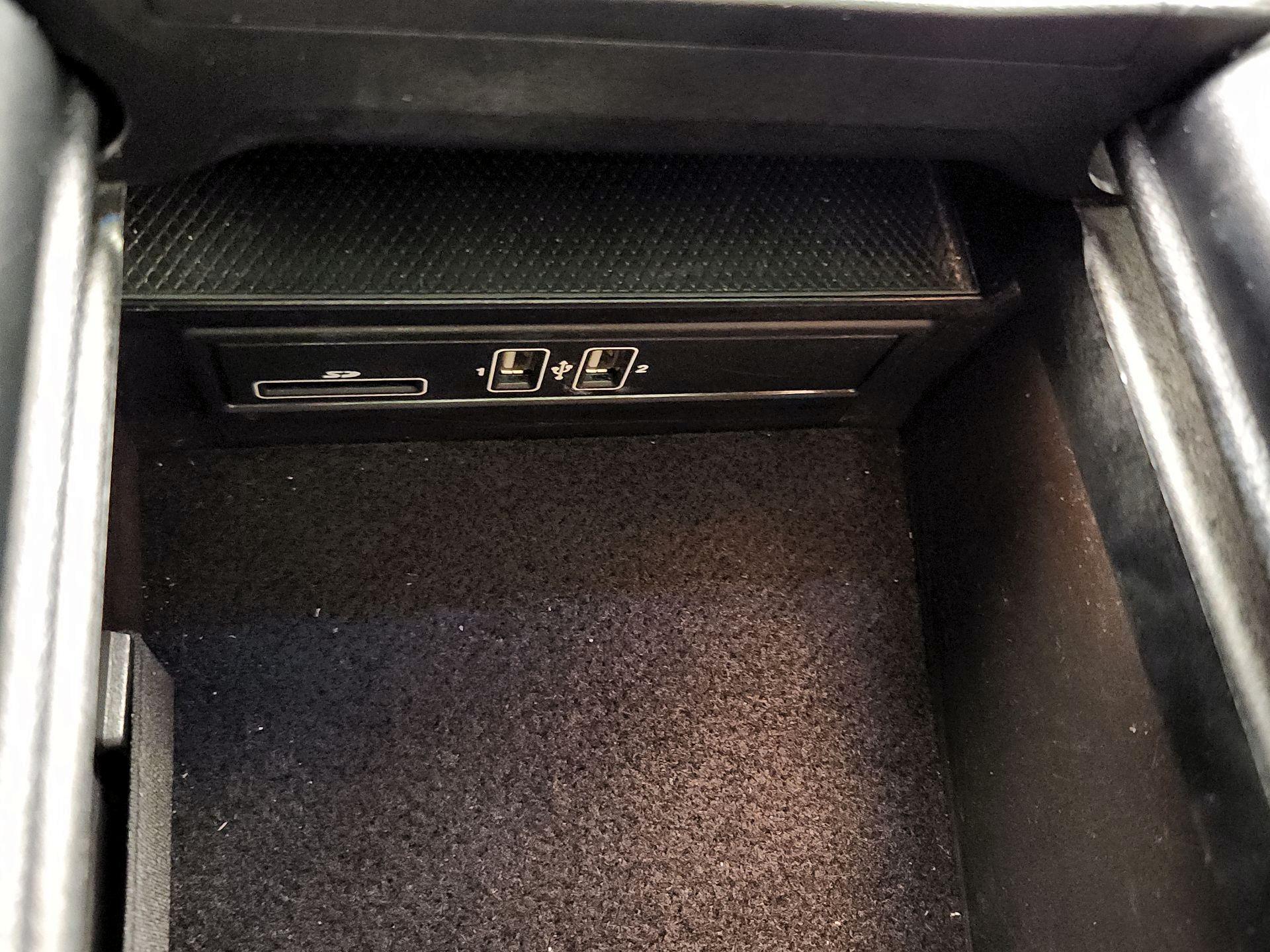 Thumbnail: 2017 Mercedes-Benz C-Class - 19