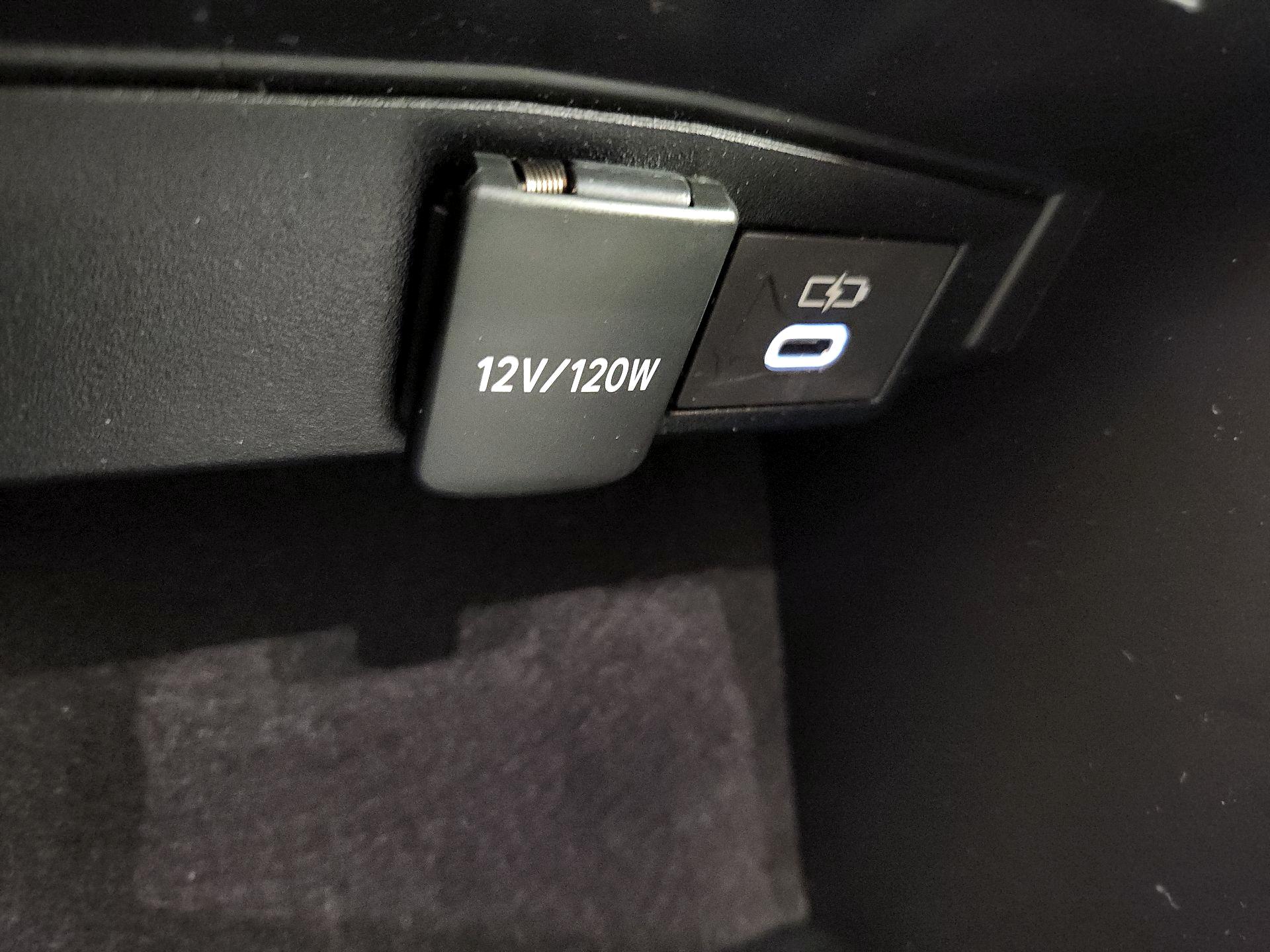 Thumbnail: 2024 Toyota Corolla - 18