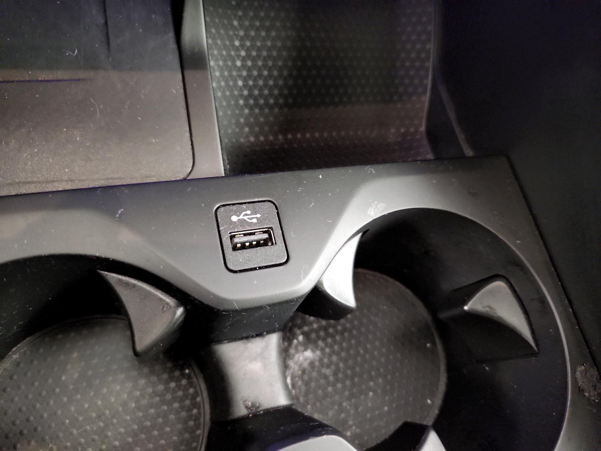 Thumbnail: 2022 BMW X5 - 19