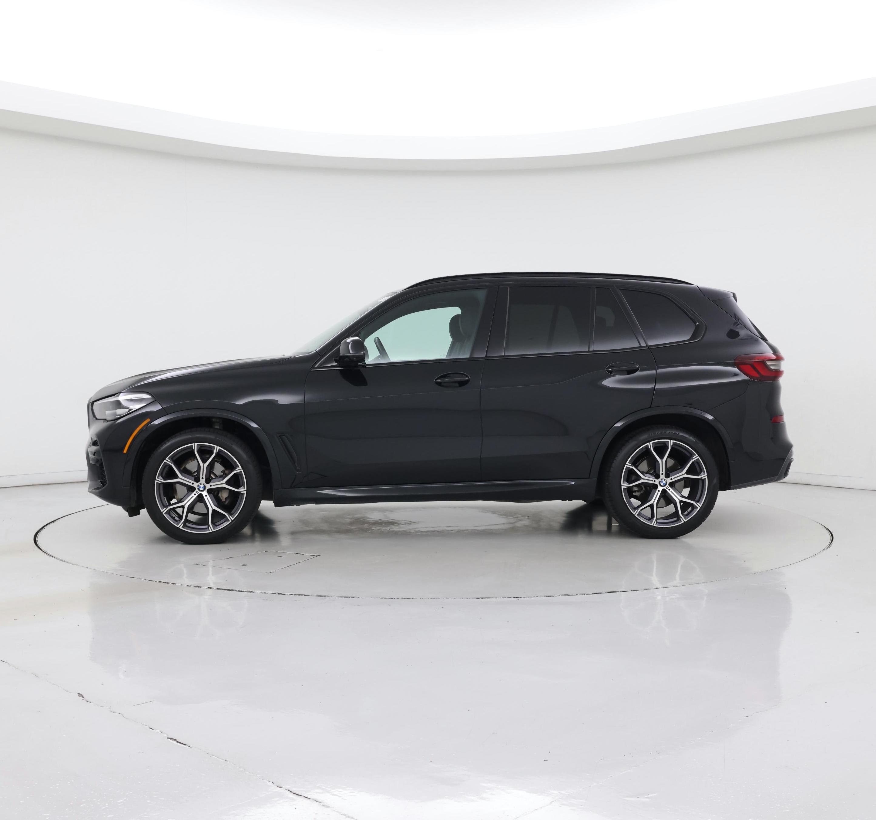 Thumbnail: 2022 BMW X5 - 3