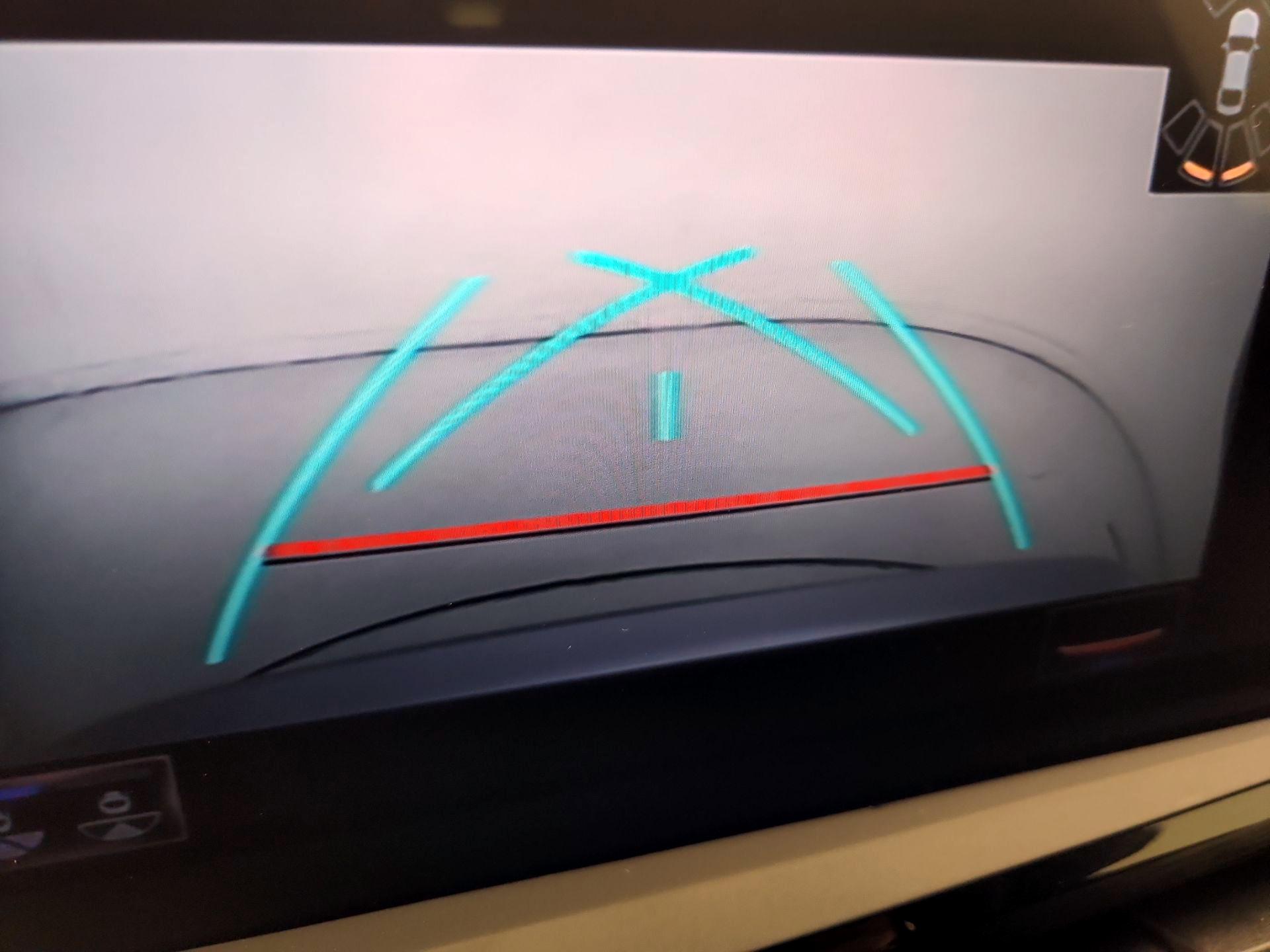 Thumbnail: 2022 Lexus ES - 15