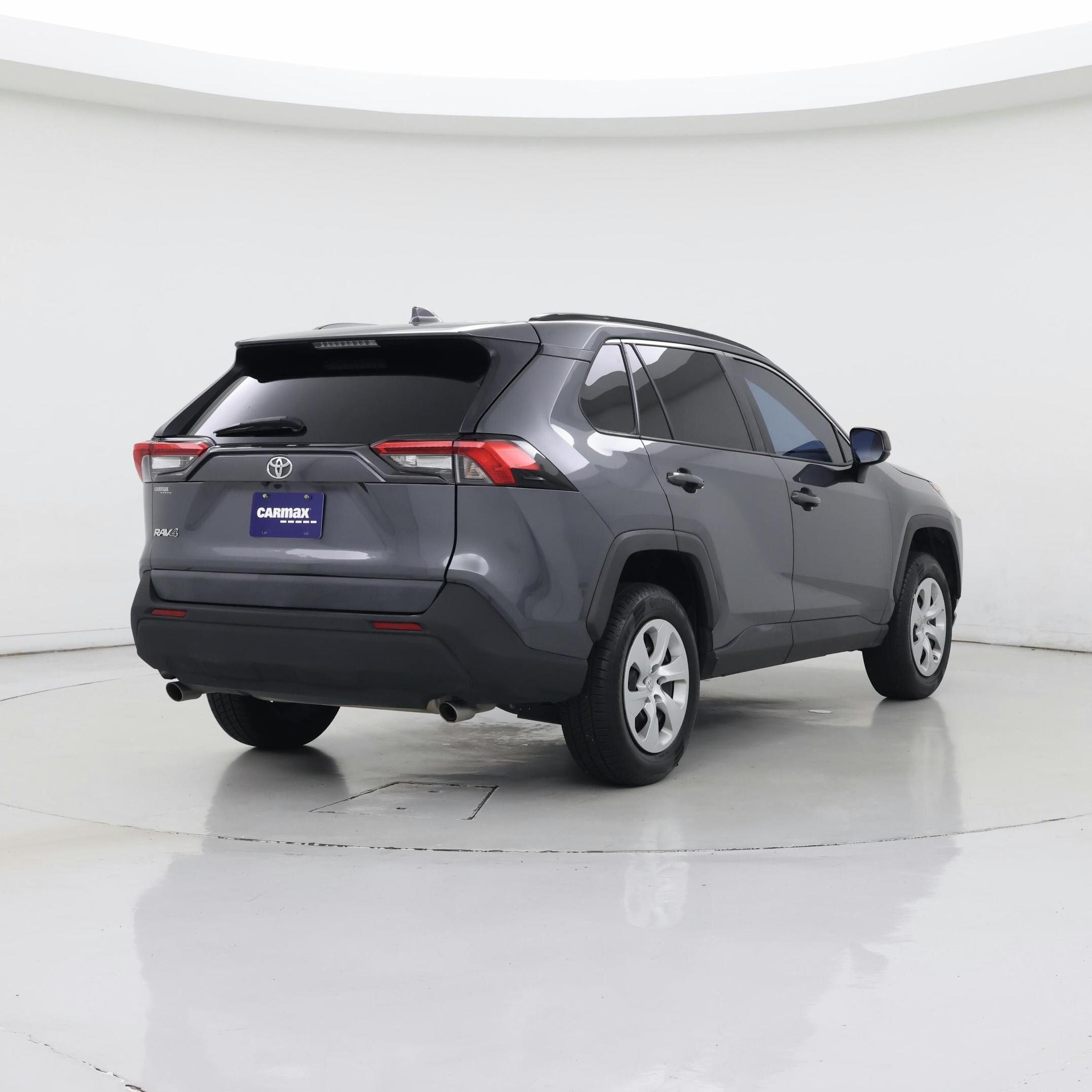 Thumbnail: 2019 Toyota RAV4 - 8