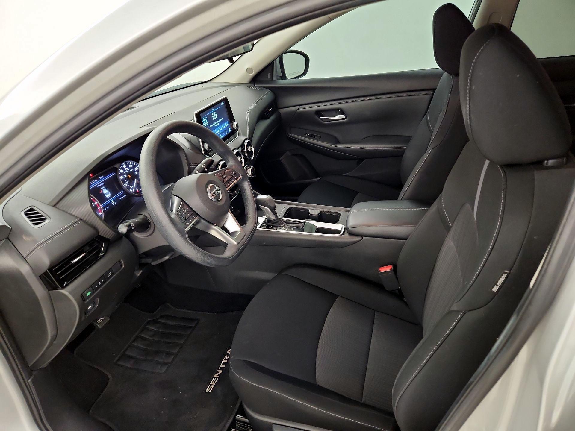 Thumbnail: 2023 Nissan Sentra - 11