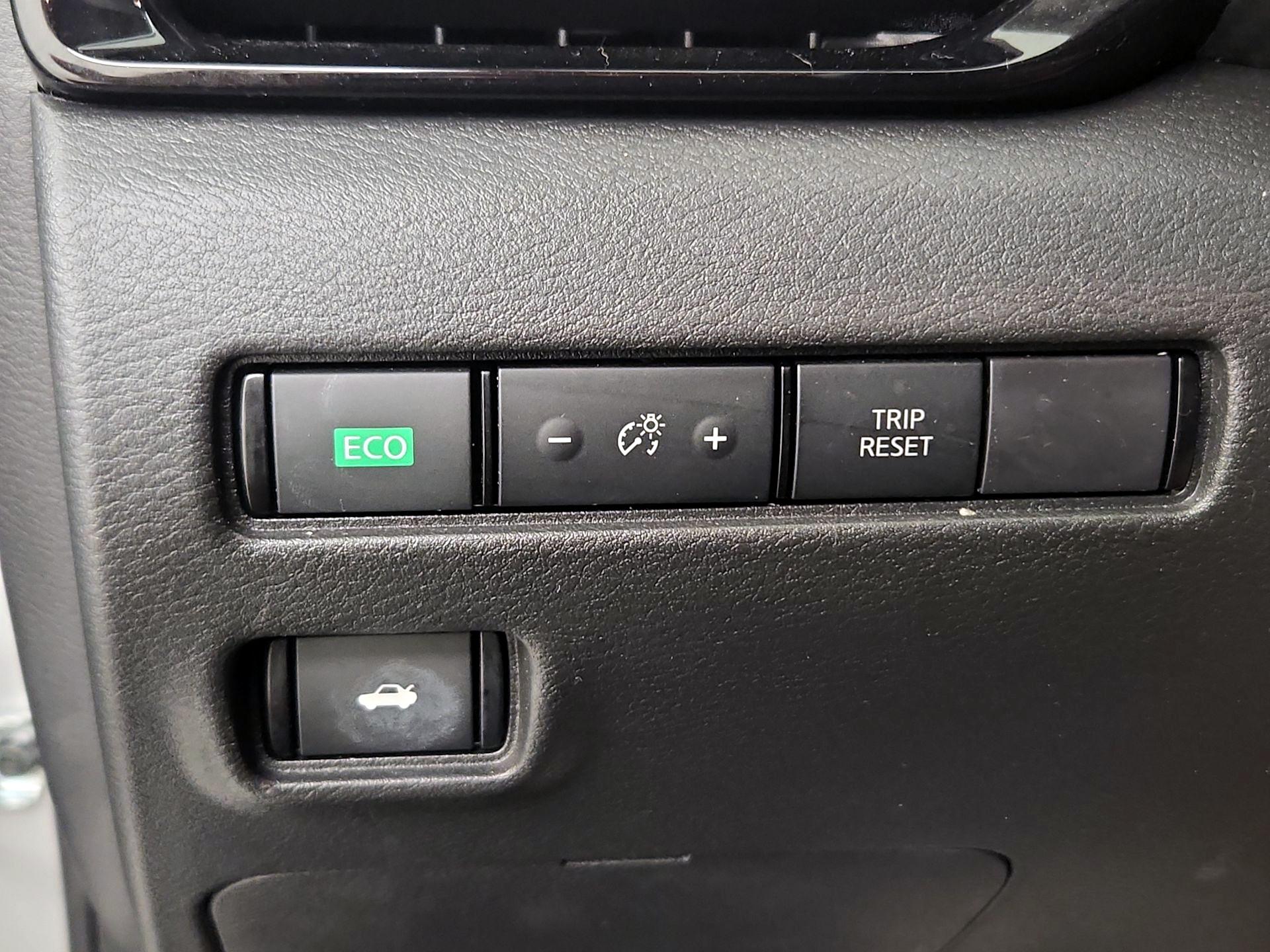 Thumbnail: 2023 Nissan Sentra - 13