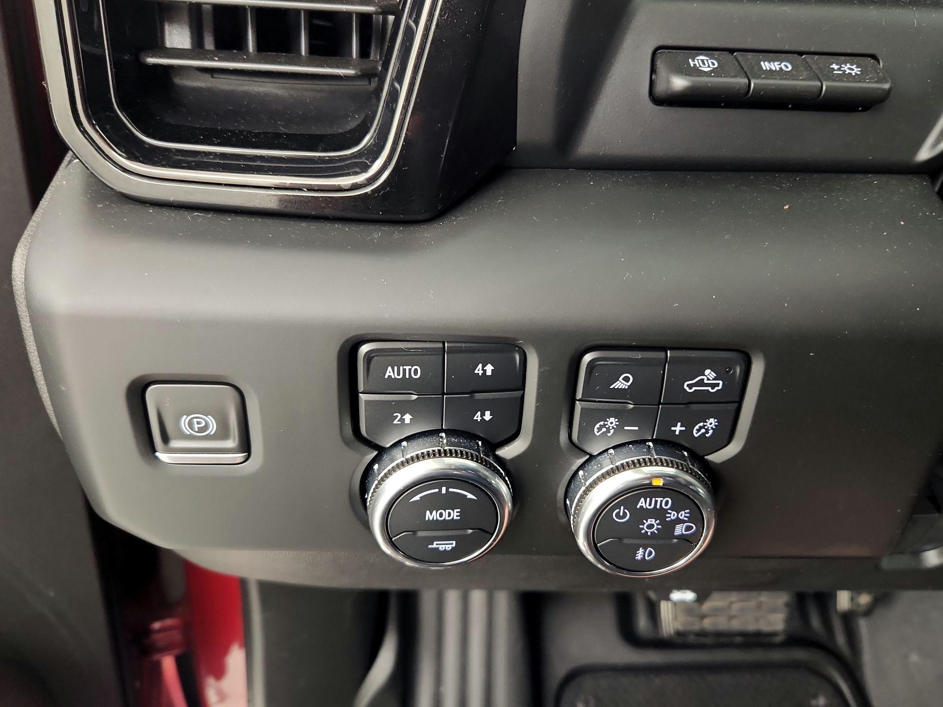 Thumbnail: 2024 GMC Sierra 2500 - 13