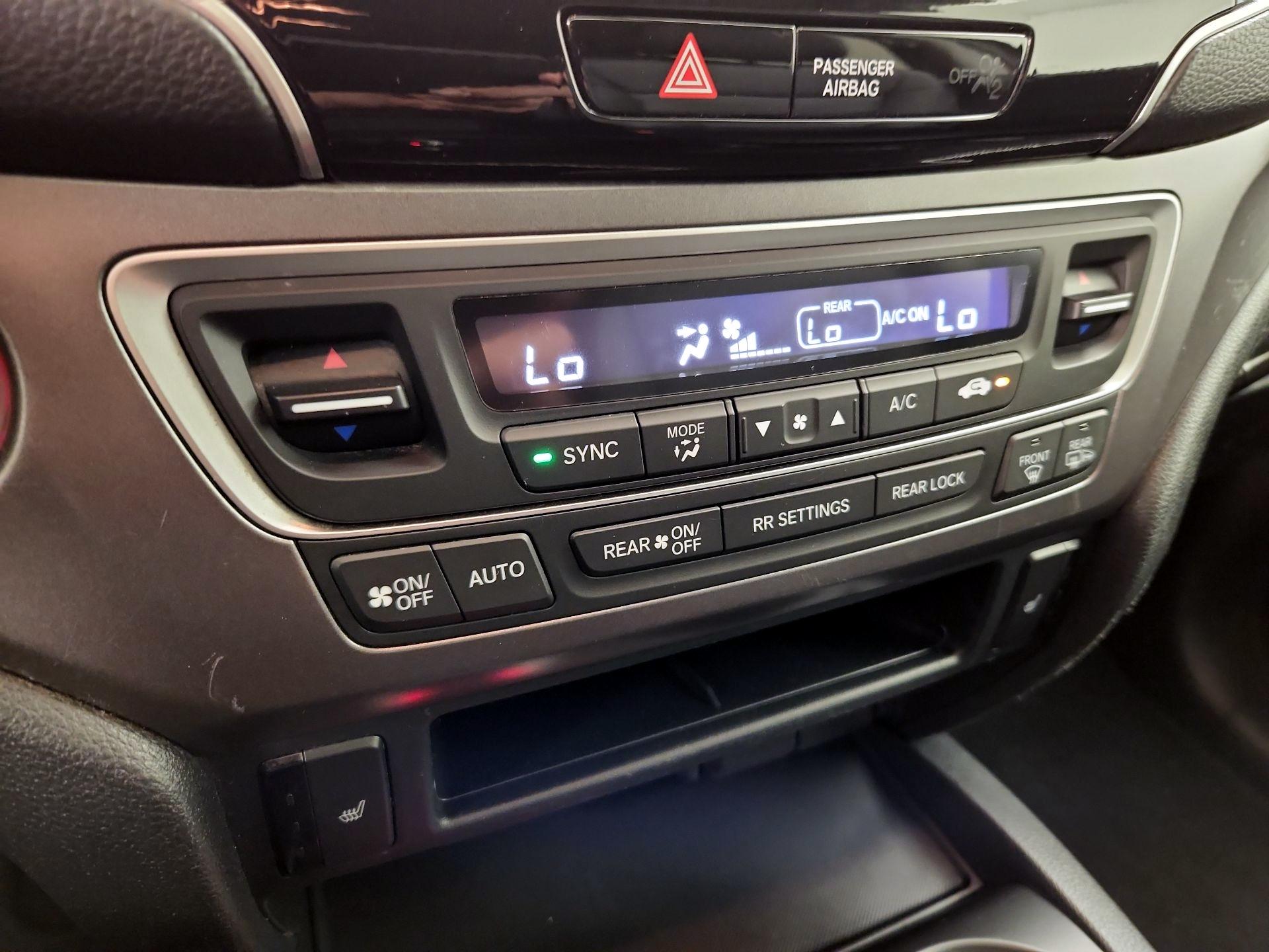 Thumbnail: 2021 Honda Pilot - 16