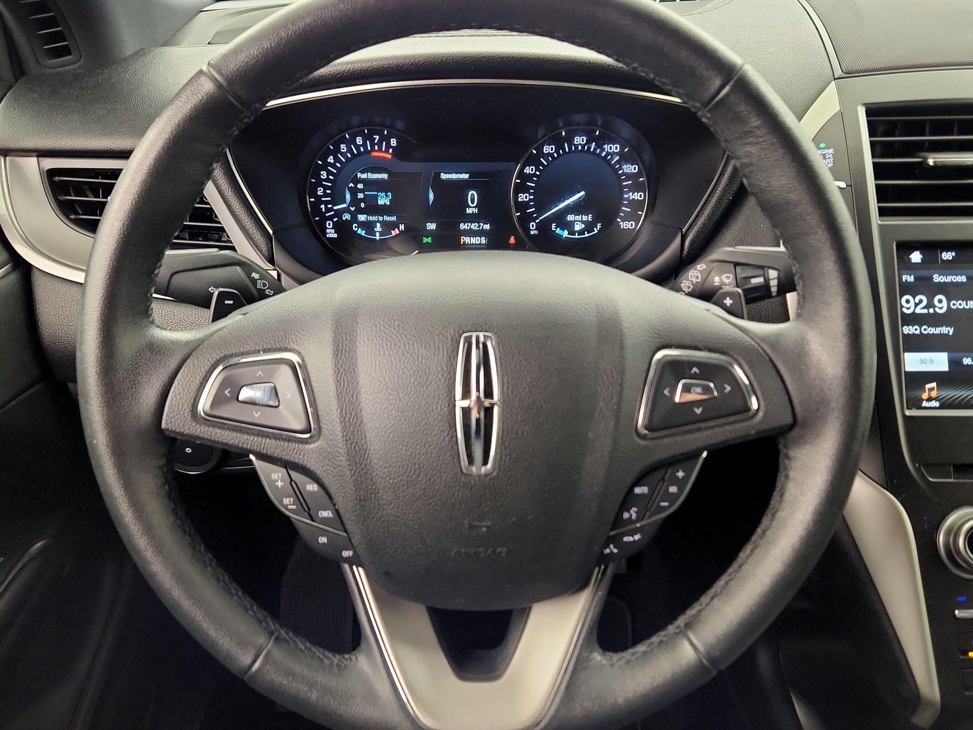 Thumbnail: 2019 Lincoln MKC - 10