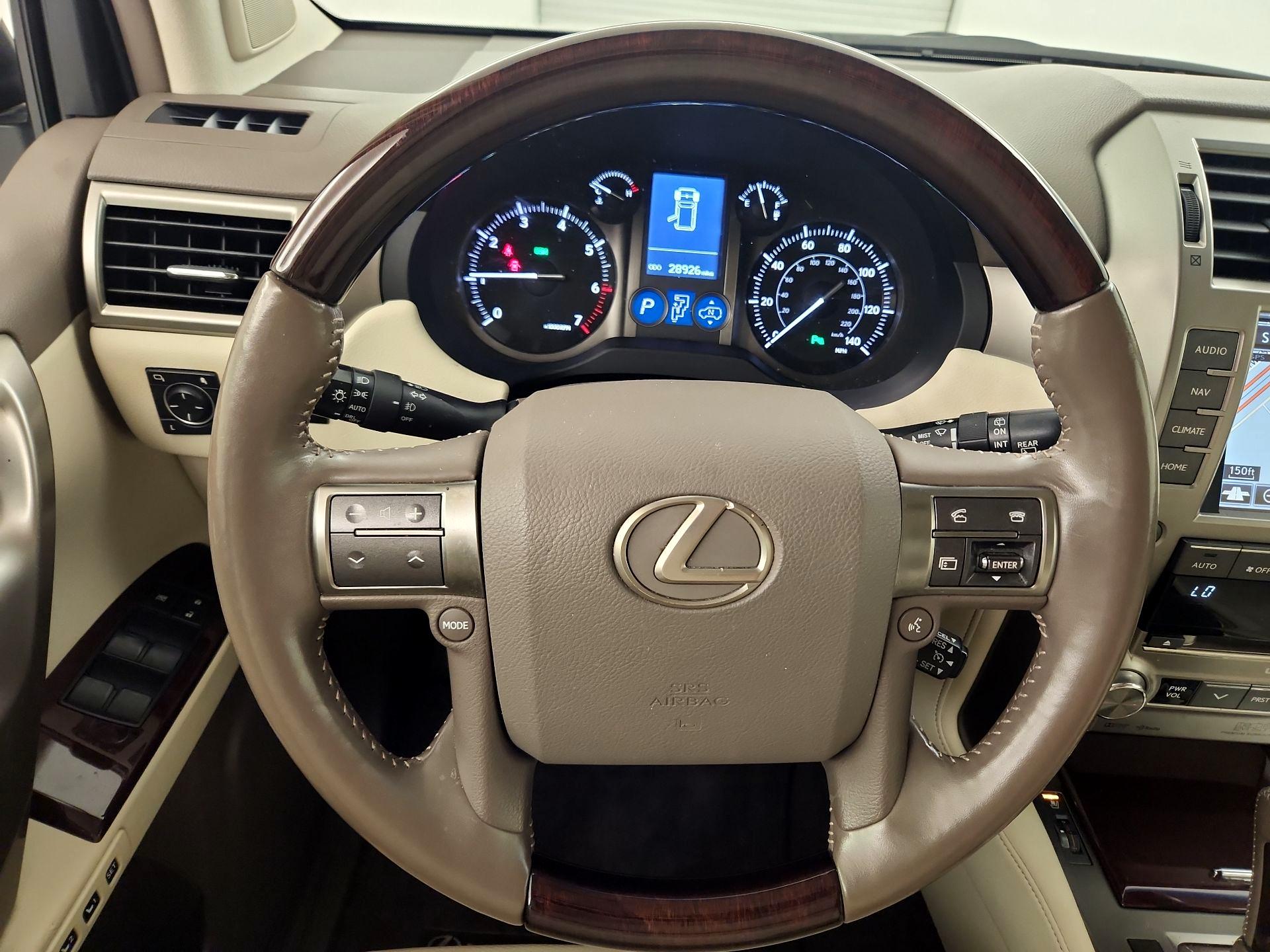 Thumbnail: 2017 Lexus GX - 10