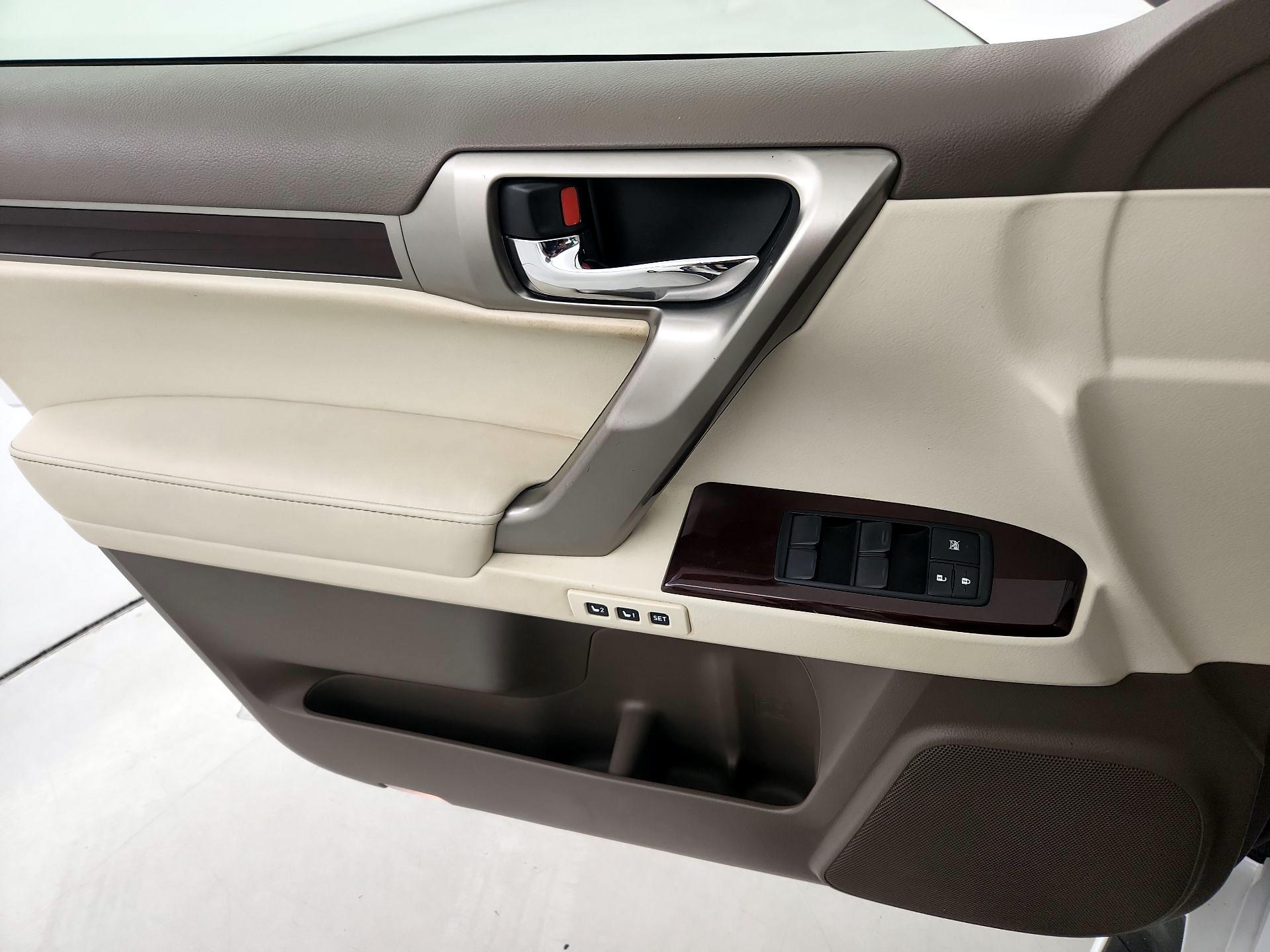 Thumbnail: 2017 Lexus GX - 12