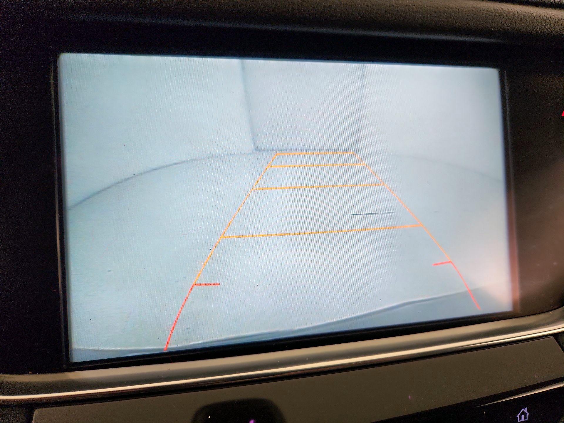 Thumbnail: 2017 Cadillac XT5 - 15