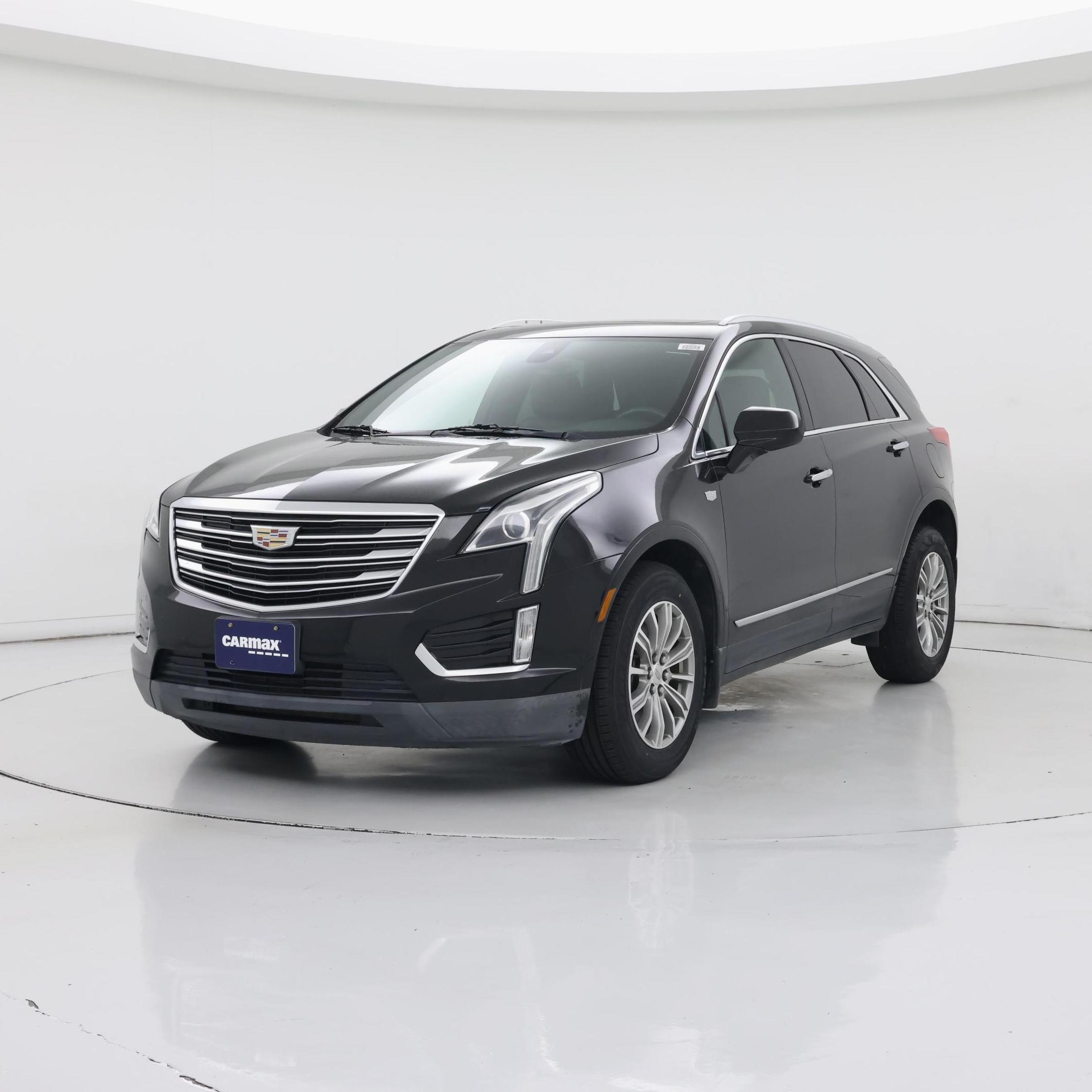 Thumbnail: 2017 Cadillac XT5 - 4