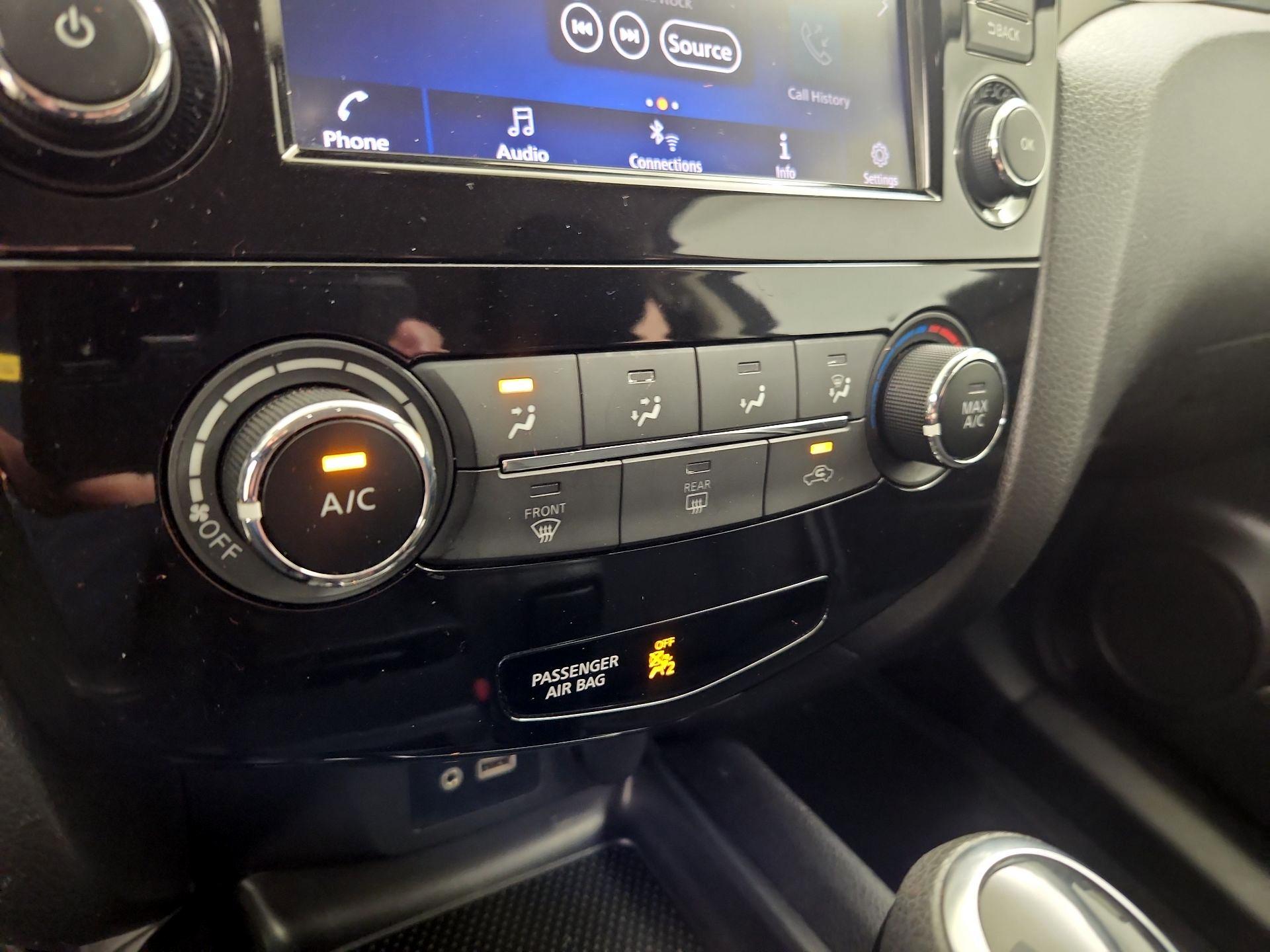 Thumbnail: 2019 Nissan Rogue Sport - 16