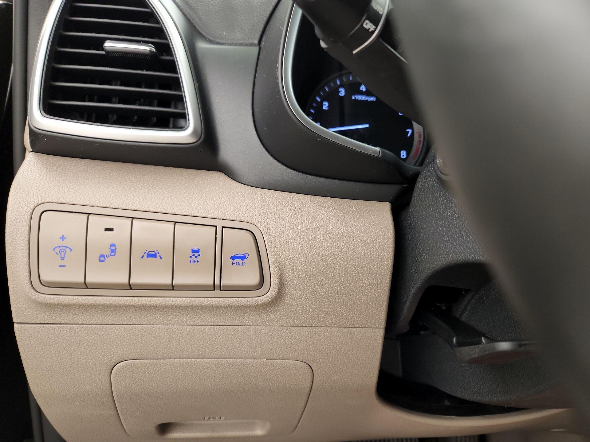 Thumbnail: 2020 Hyundai Tucson - 13