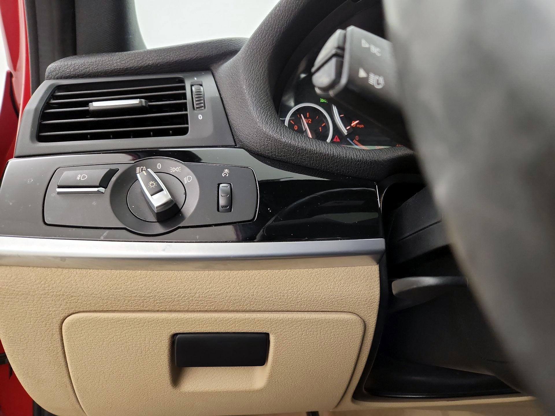 Thumbnail: 2016 BMW X3 - 13