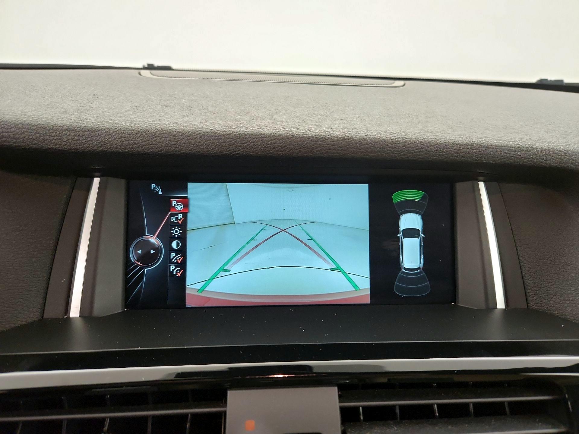 Thumbnail: 2016 BMW X3 - 15