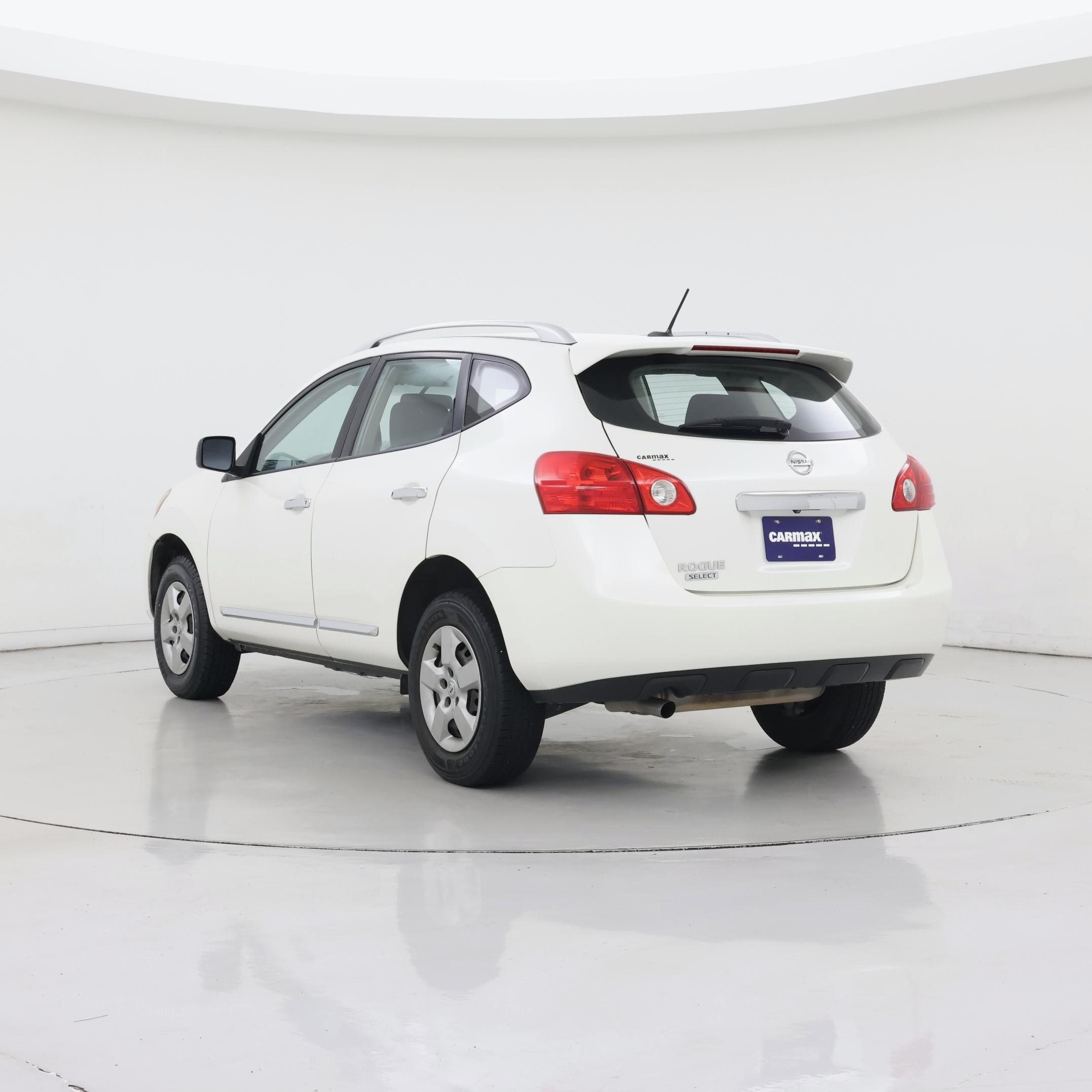 Thumbnail: 2015 Nissan Rogue - 2