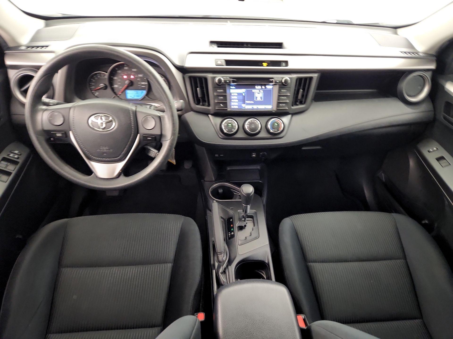 Thumbnail: 2016 Toyota RAV4 - 9