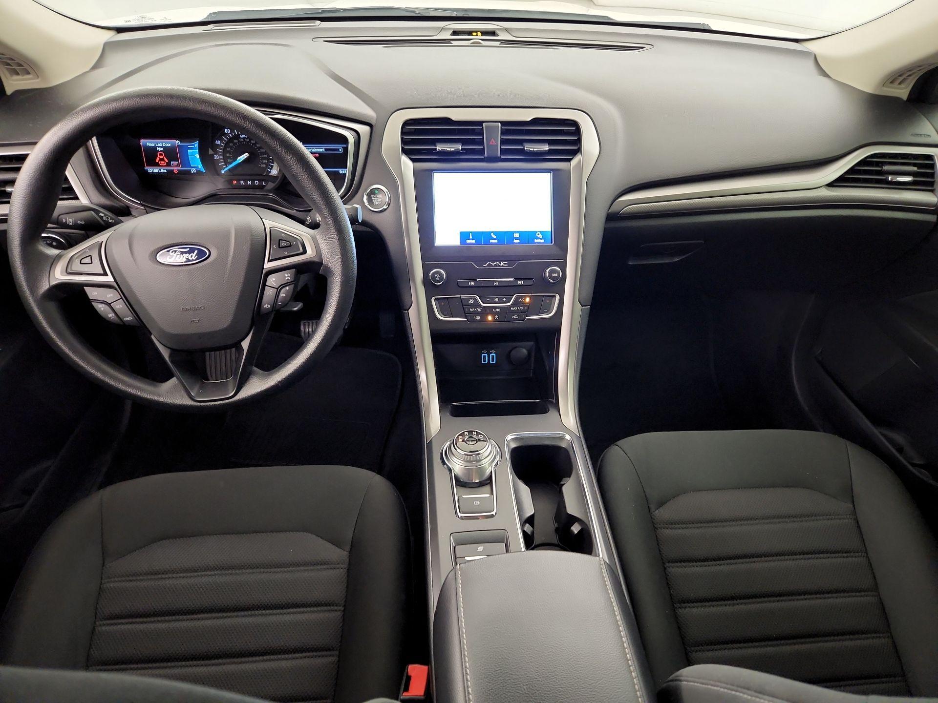 Thumbnail: 2020 Ford Fusion - 9