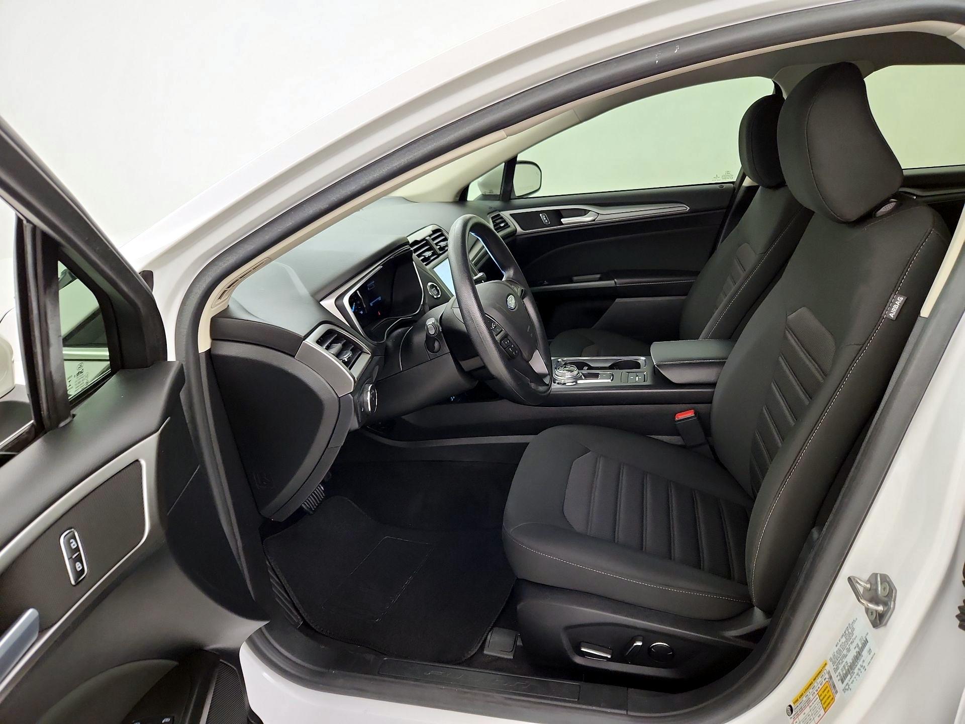 Thumbnail: 2020 Ford Fusion - 11