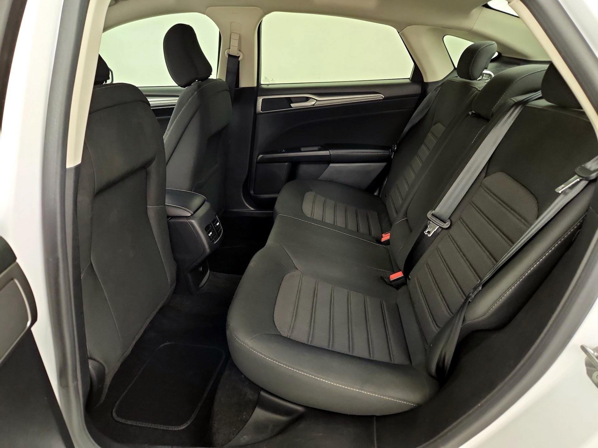 Thumbnail: 2020 Ford Fusion - 19